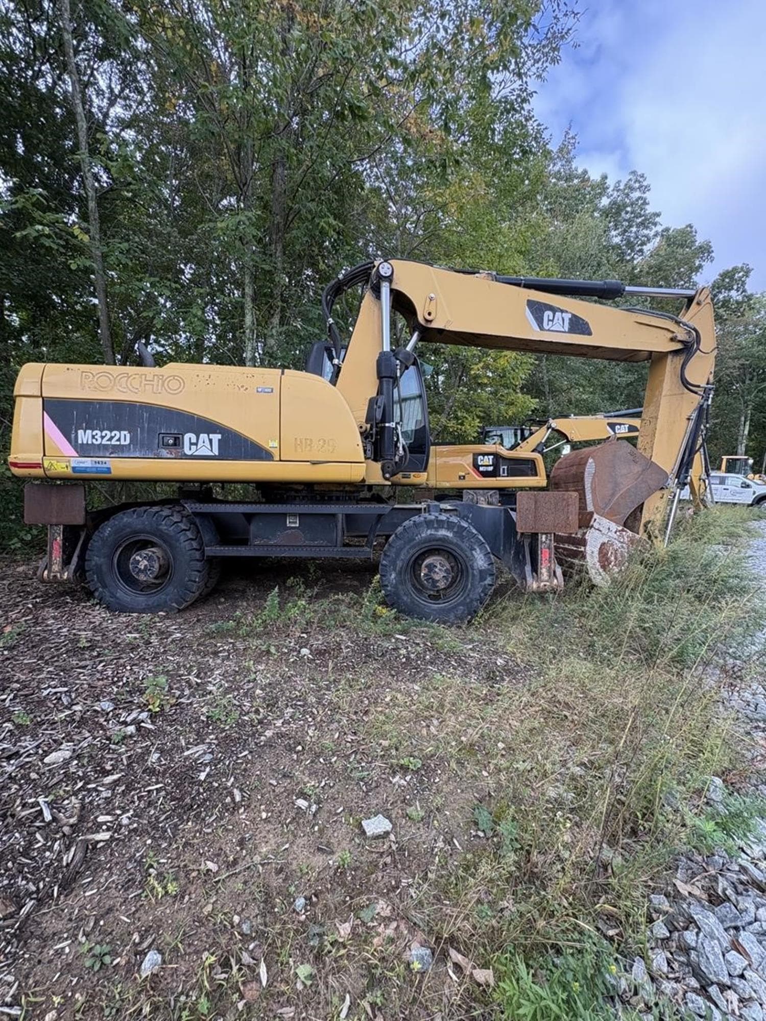 CATERPILLAR M322D GcBfy5W.jpeg
