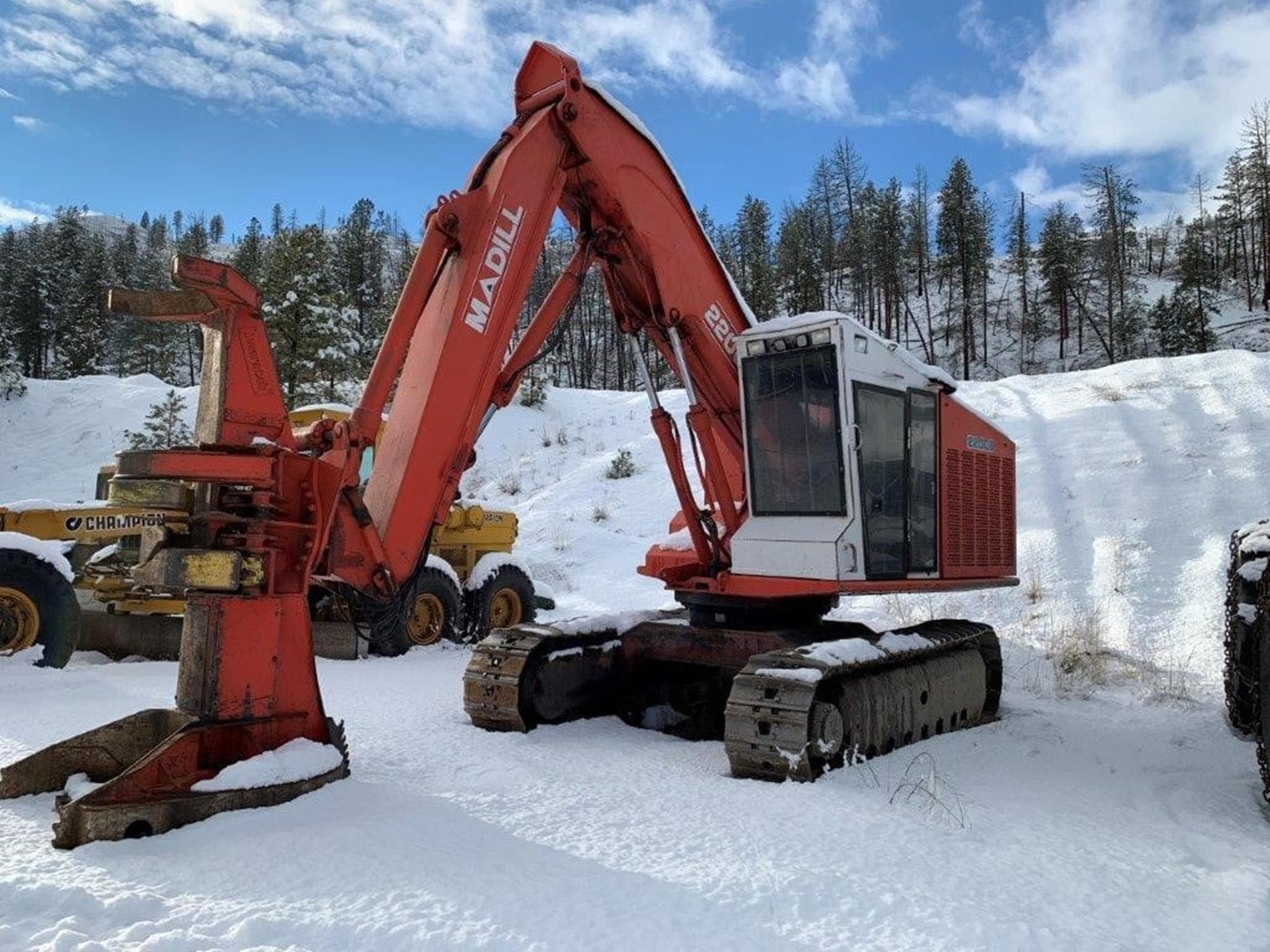 MADILL 2200B ca6ZehV.jpeg