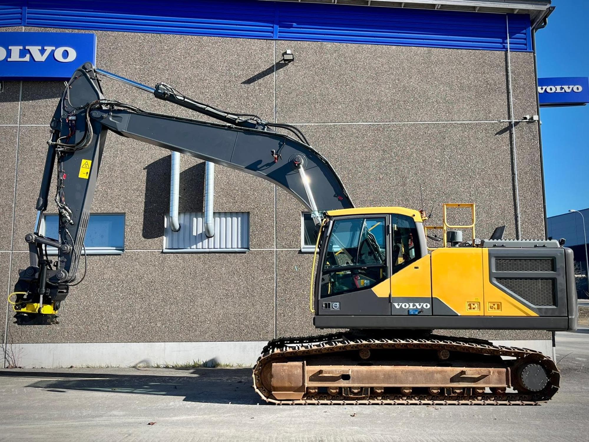 WhatsApp Image 2026-04-08 at 10.51.39.jpeg