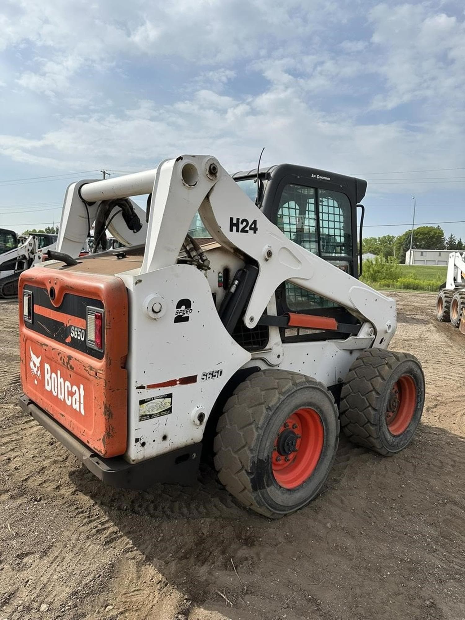 BOBCAT S650 bFpy9bM.jpeg