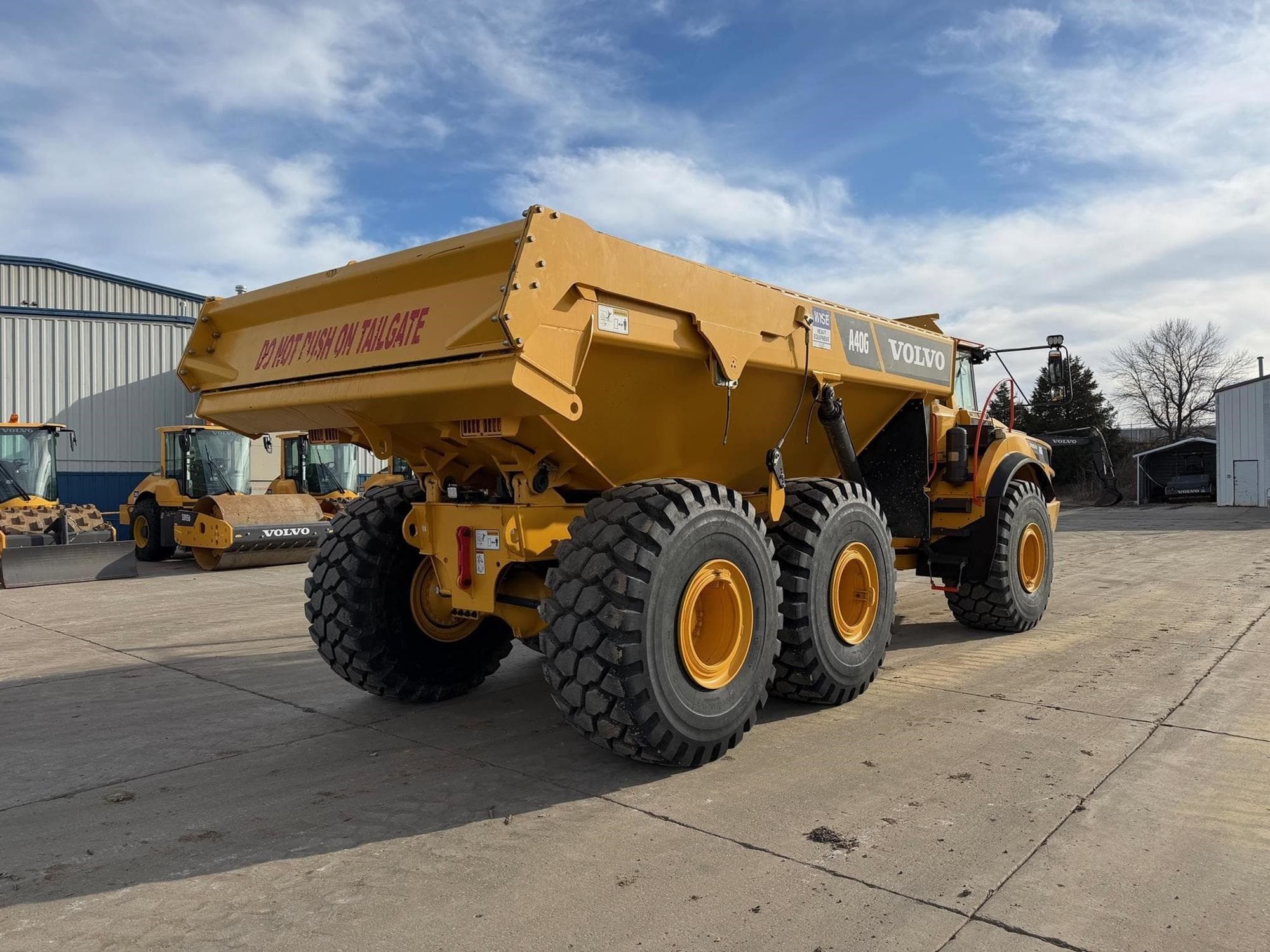 VOLVO A40G w4j3RAe.jpeg