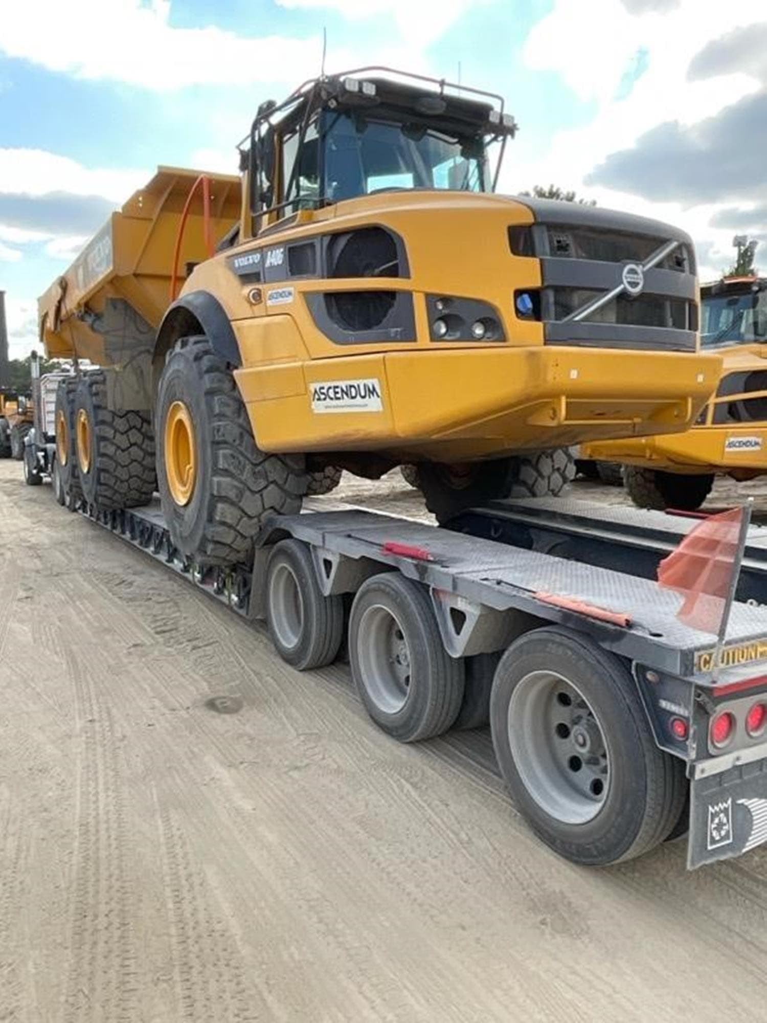 VOLVO A40G lZZUvHg.jpeg