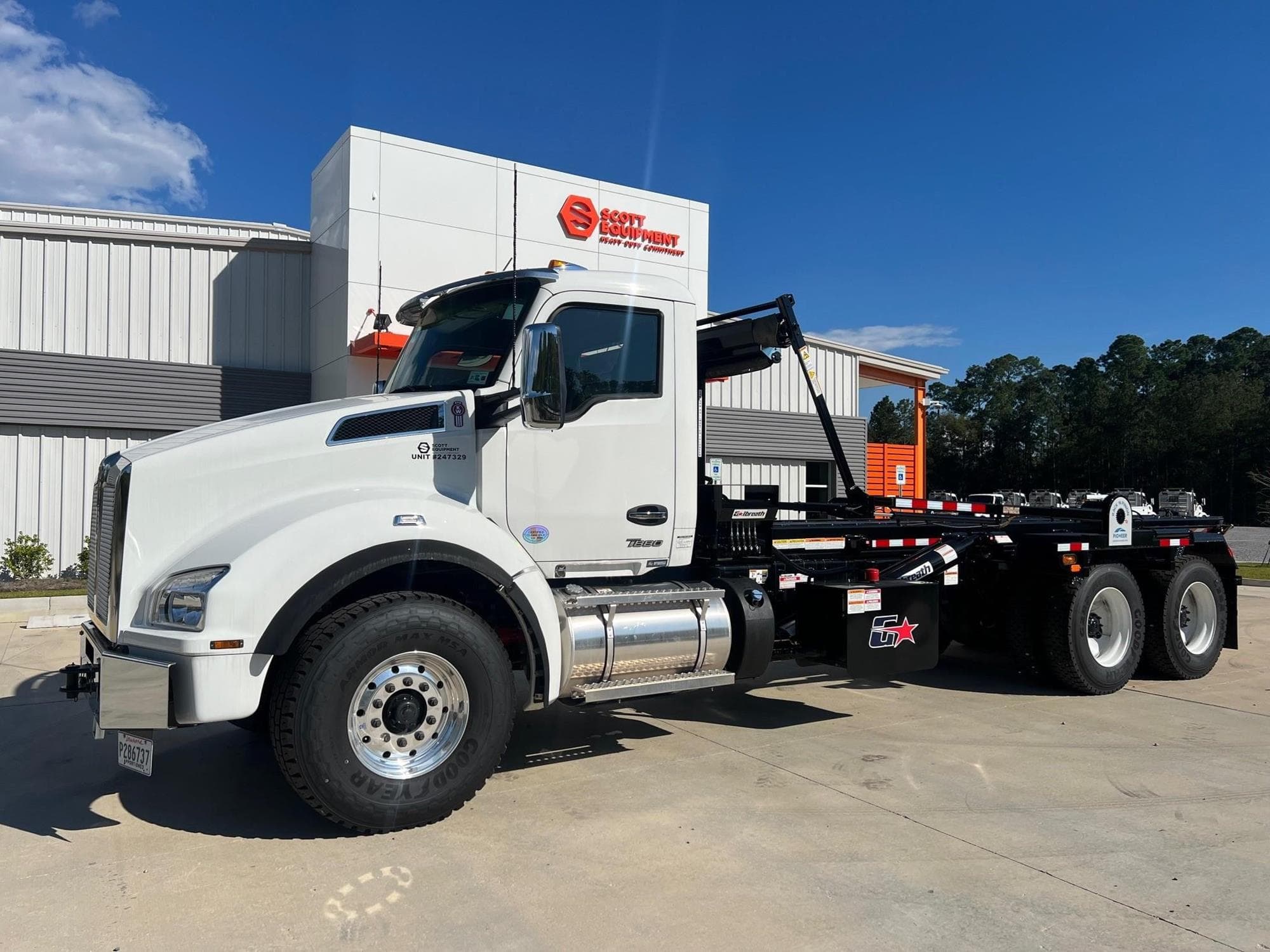 KENWORTH T880 WALaLlv.jpeg