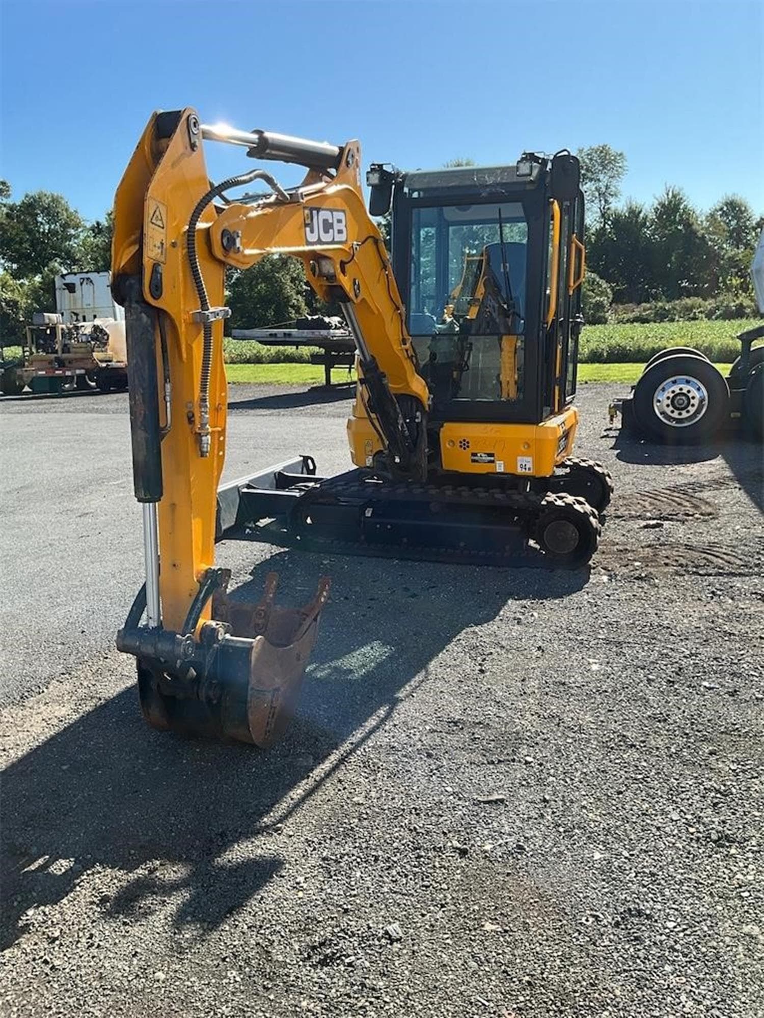 JCB 35Z-1 4Agzl2X.jpeg