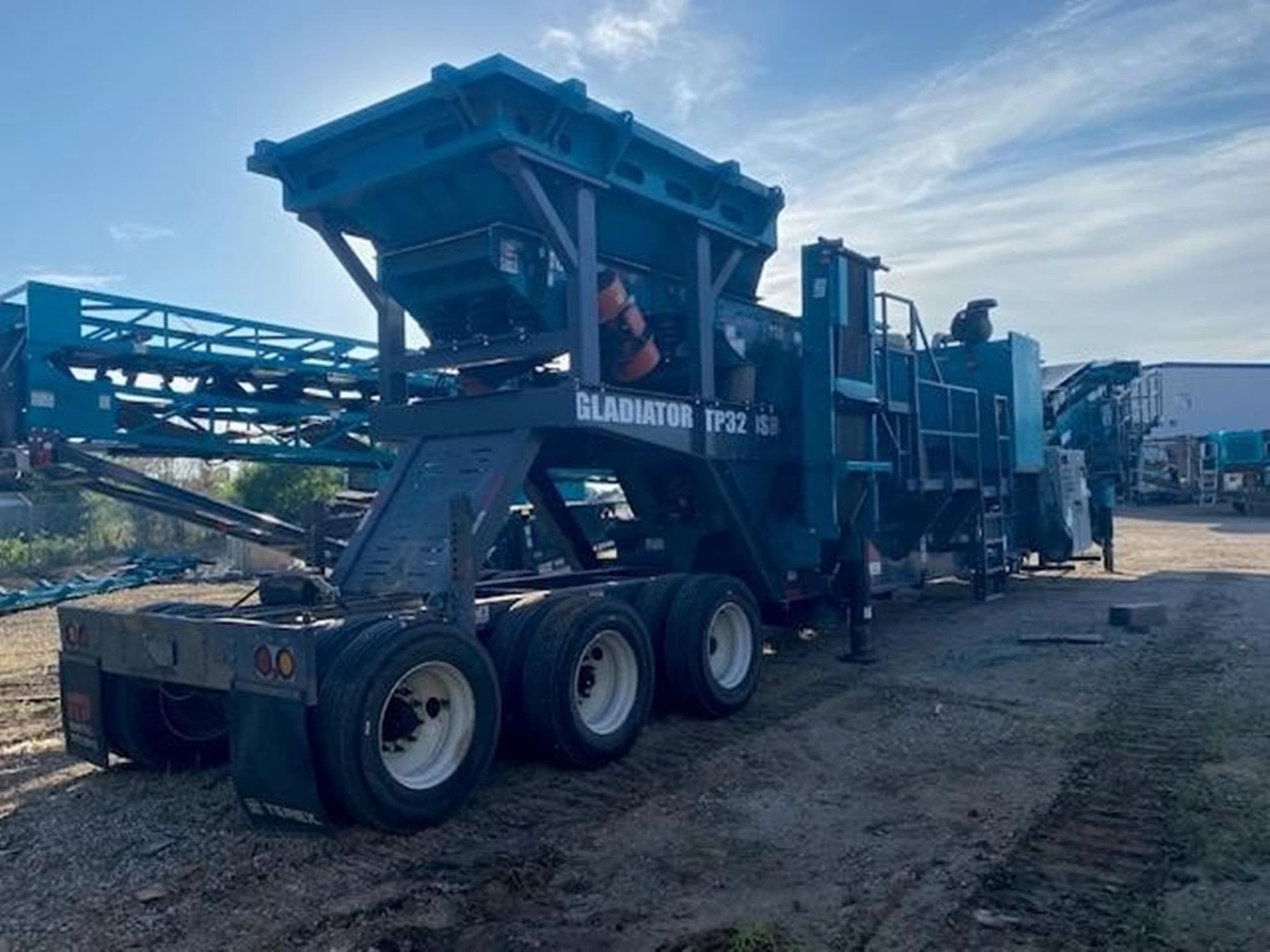 POWERSCREEN GLADIATOR TP320SR cyd8ZJJ.jpeg