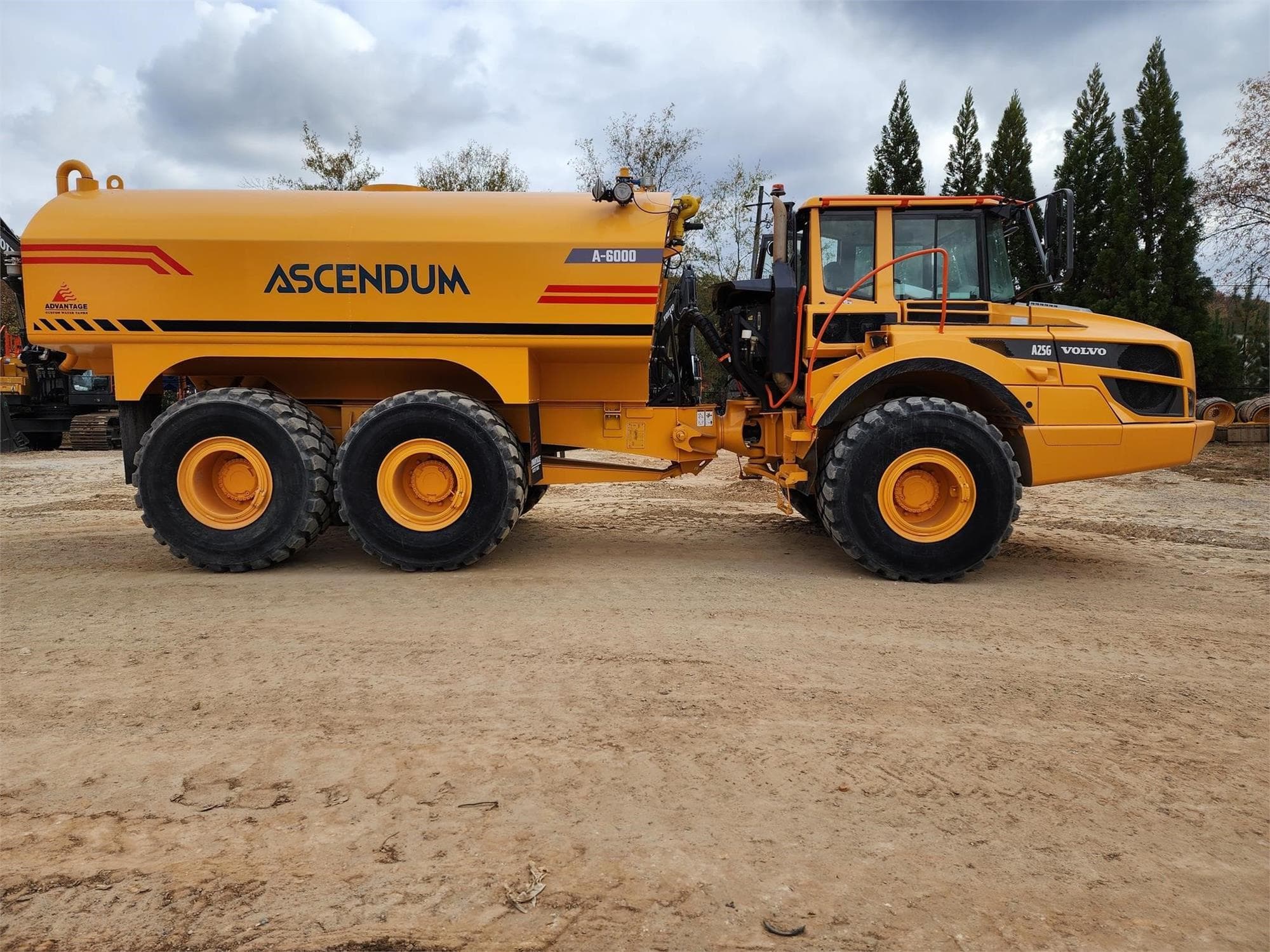 VOLVO A25G h009aku.jpeg