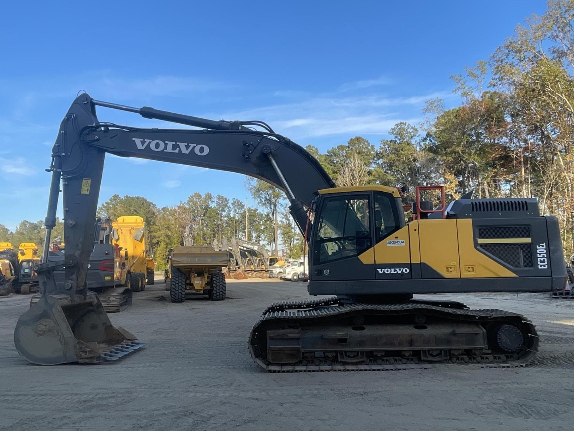 VOLVO EC350EL vBctY9V.jpeg