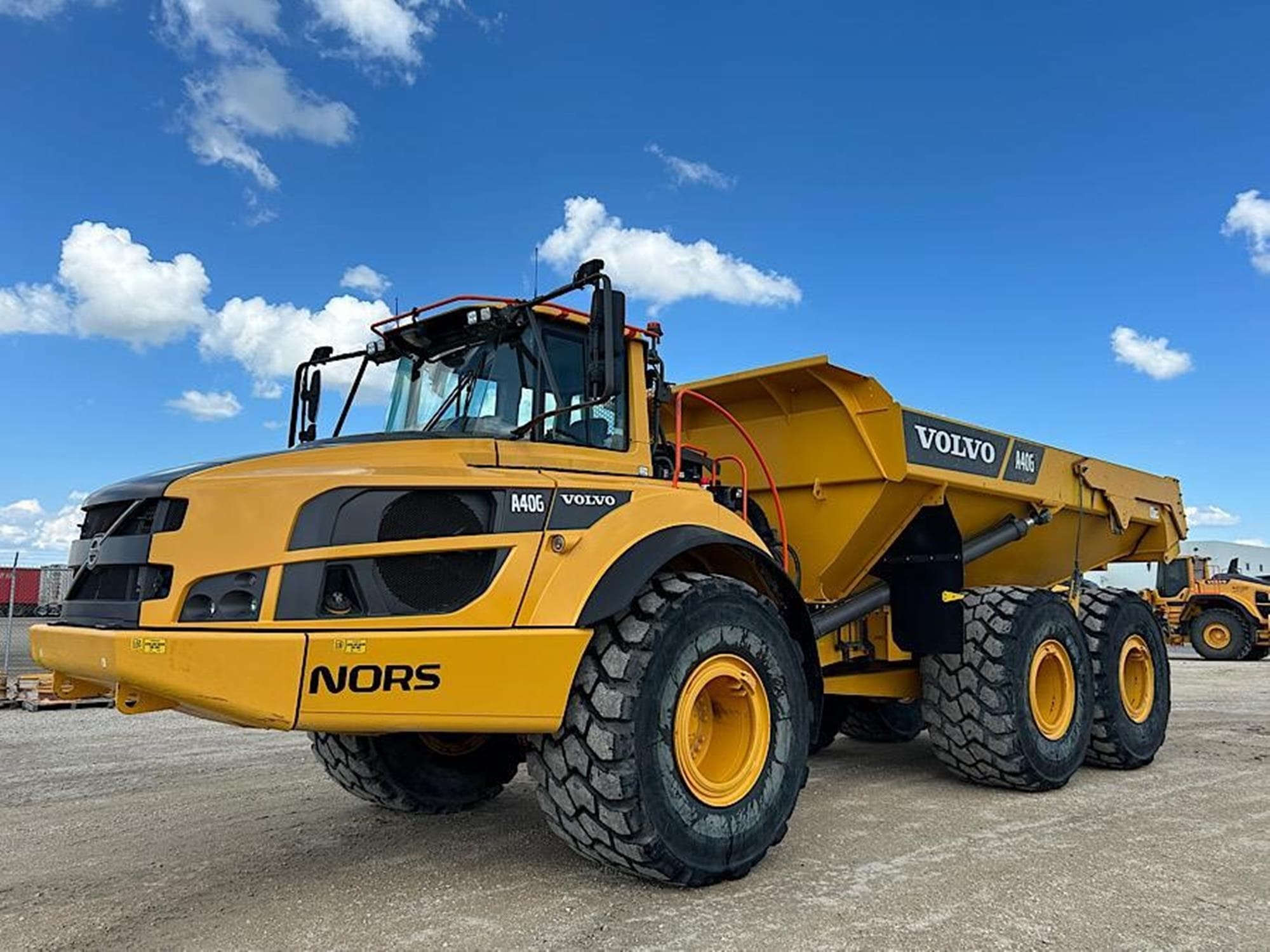 VOLVO A40G 9gnM0iK.jpeg