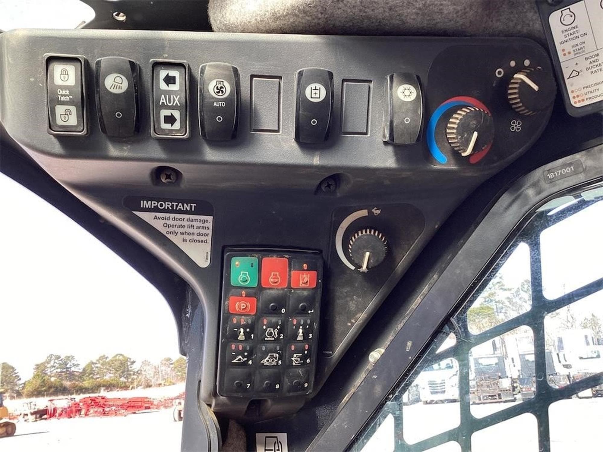 DEERE 333G 6zygDhq.jpeg