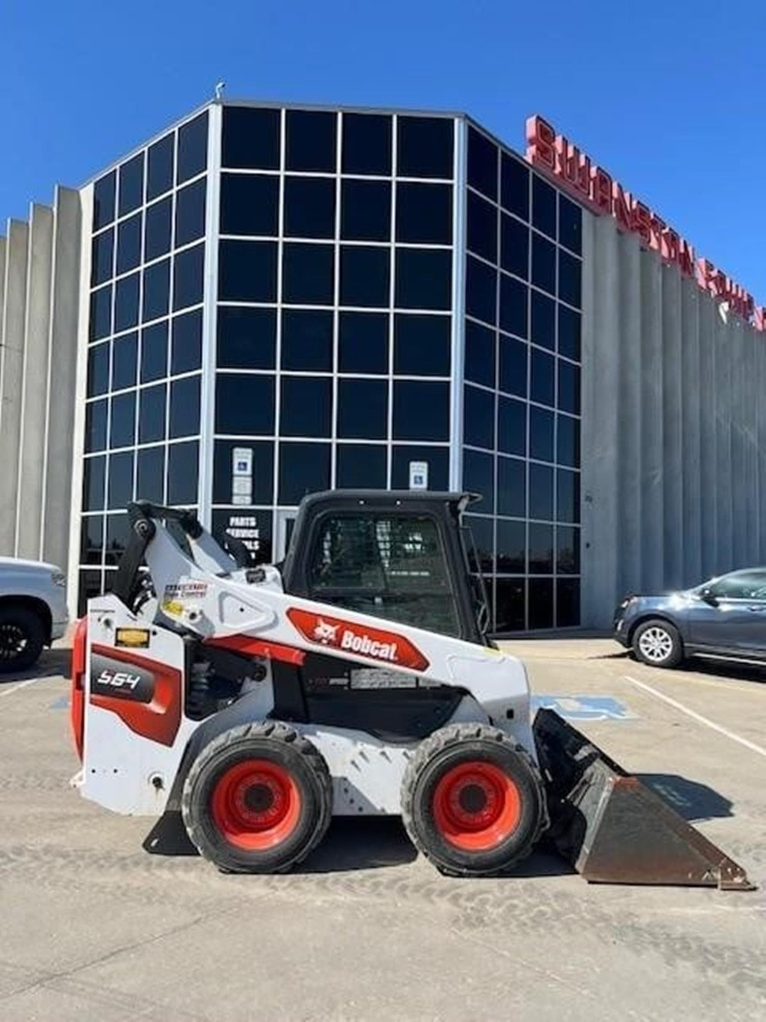 BOBCAT S64 2fPw4YL.jpeg