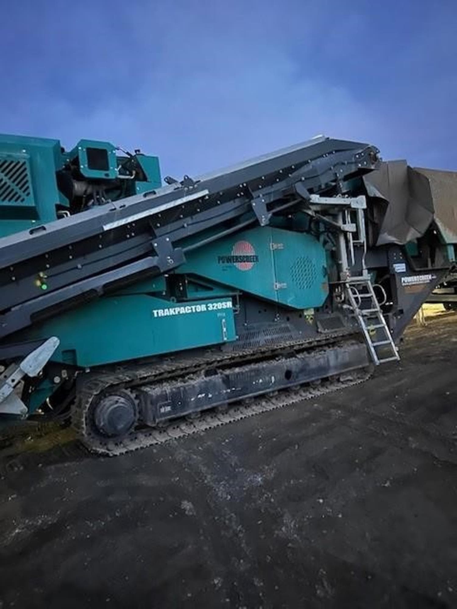 POWERSCREEN TRAKPACTOR 320SR fMtHJT3.jpeg