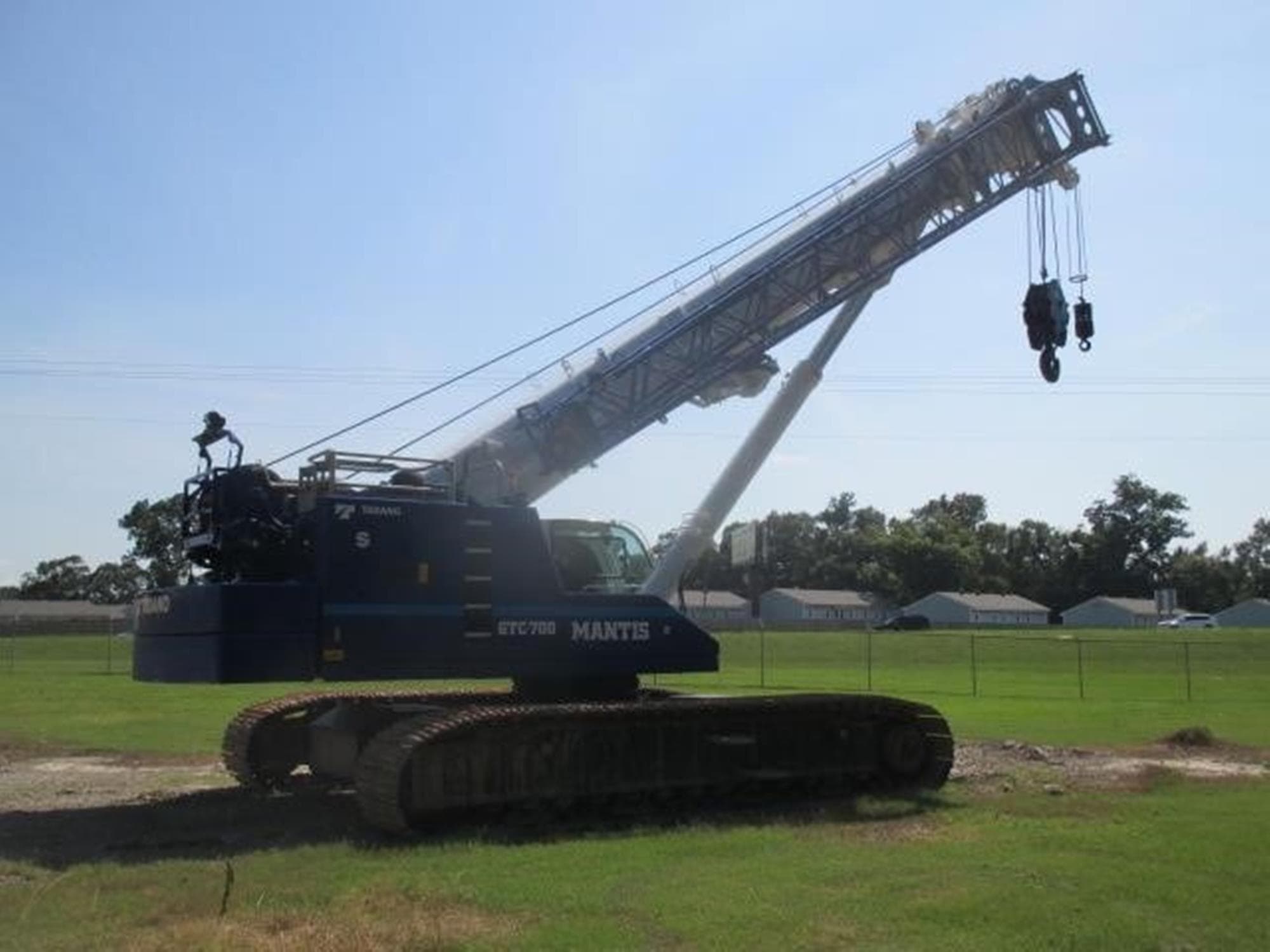 TADANO MANTIS GTC 700 3X3EyeH.jpeg