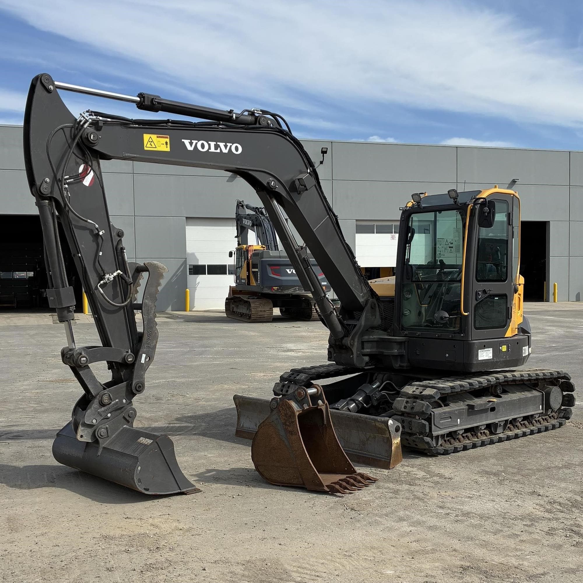 VOLVO ECR88D PRO 2bgKXrL.jpeg