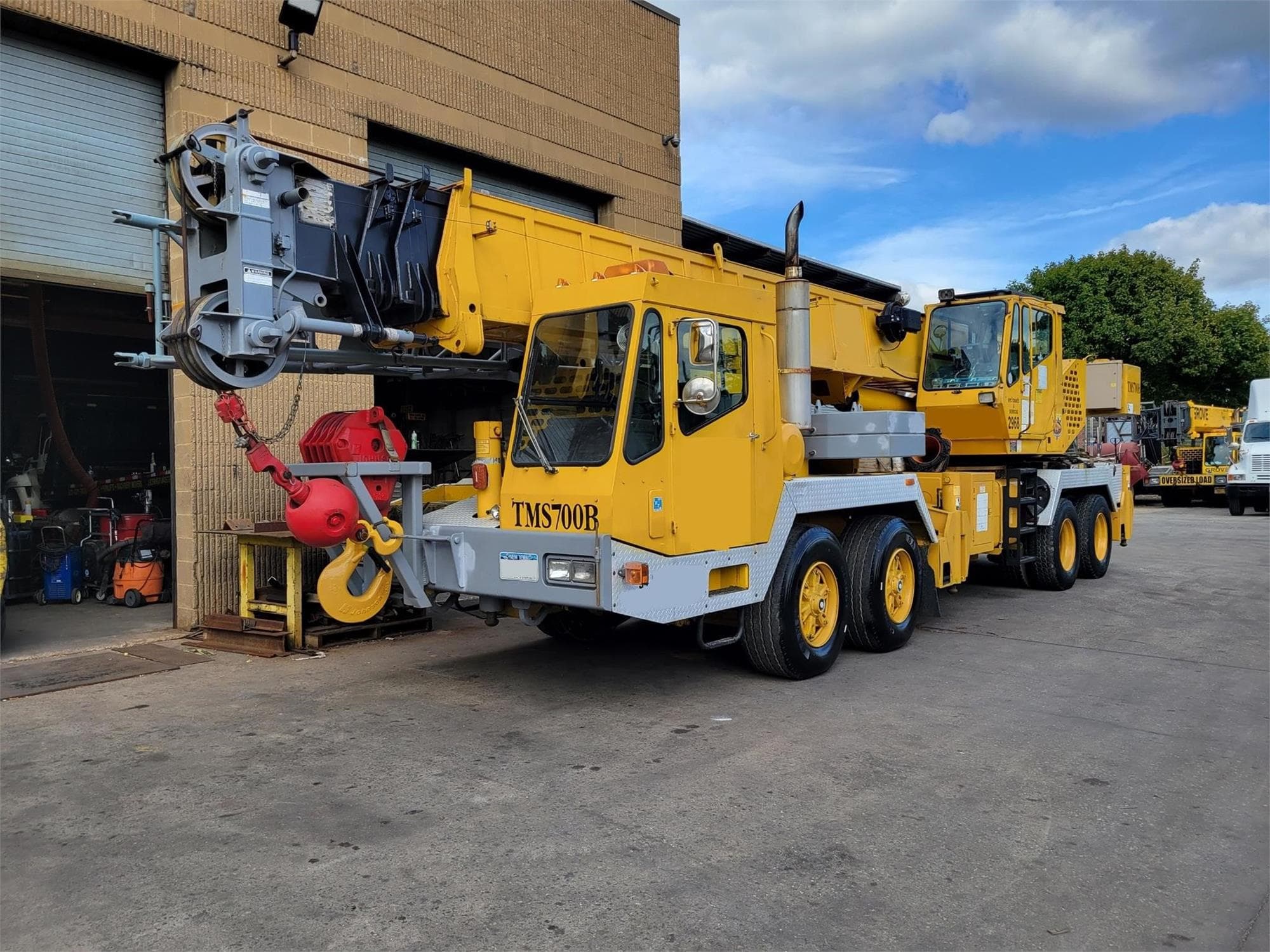 GROVE TMS700B wBb2K1Z.jpeg