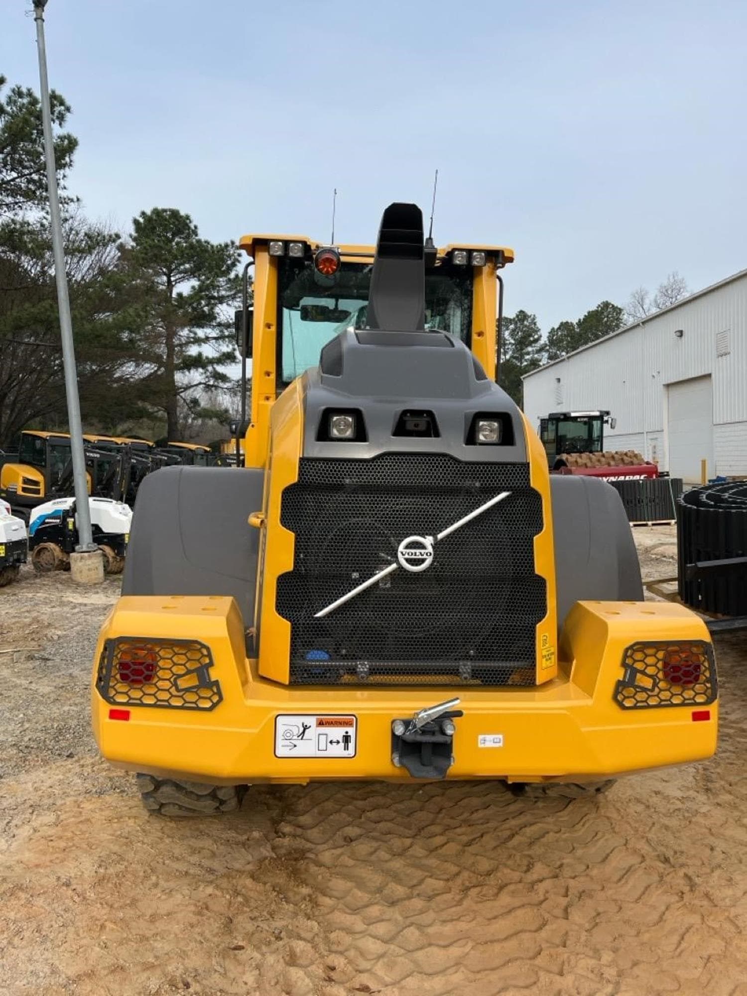 VOLVO L90H vCKNHMt.jpeg