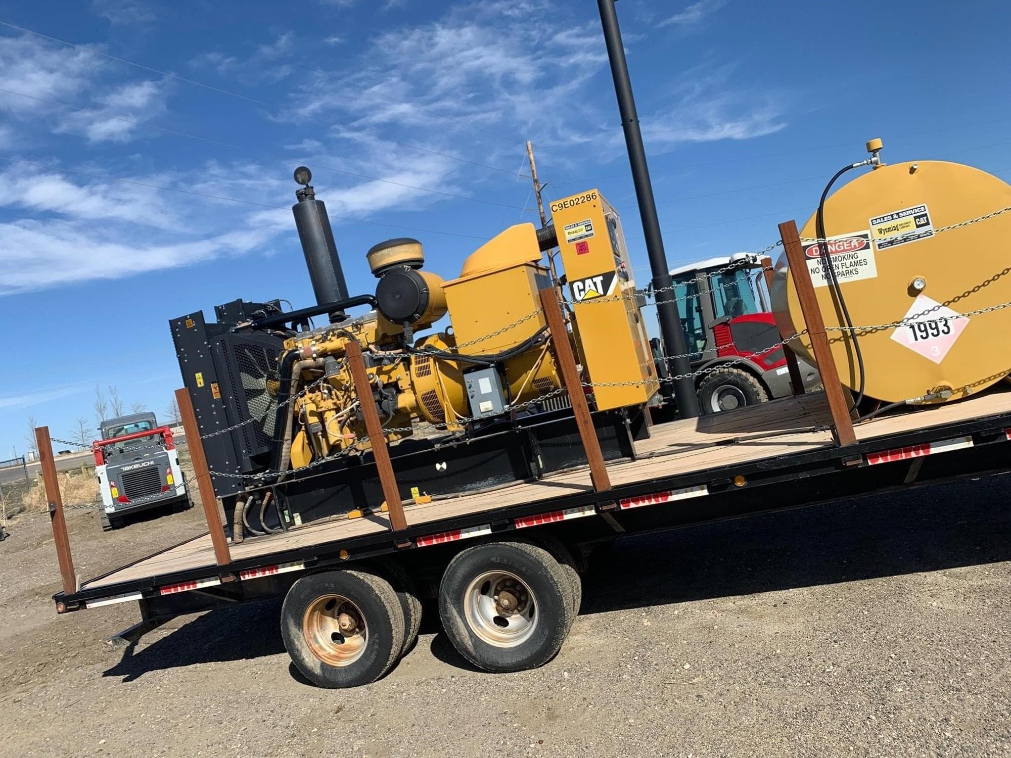 CATERPILLAR 275 KW QBC9fXF.jpeg