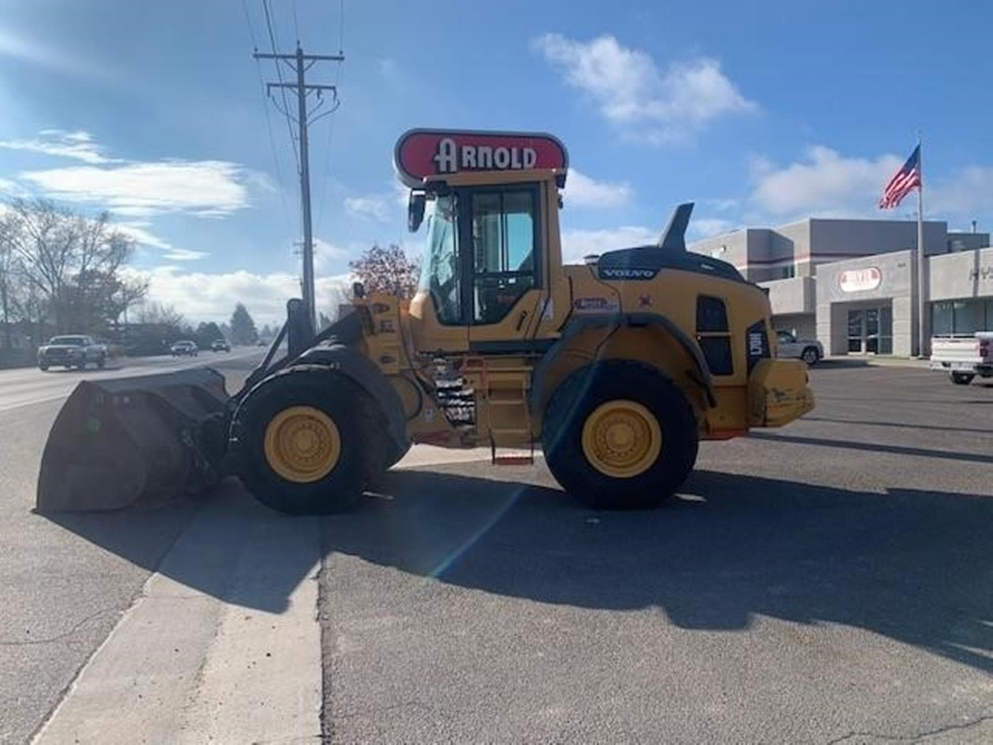 VOLVO L70H jrwprnP.jpeg