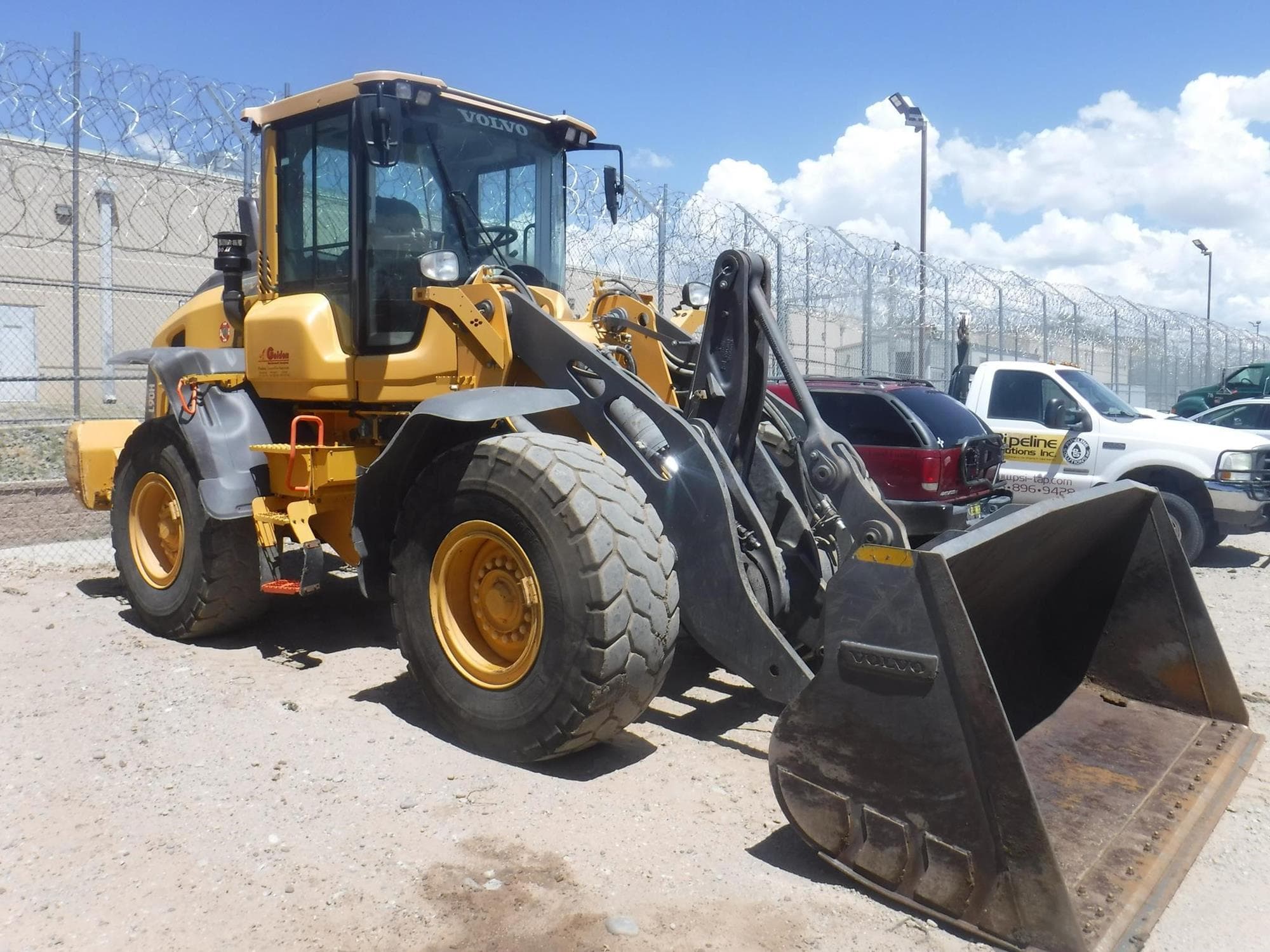 VOLVO L90H qyCoLZj.jpeg