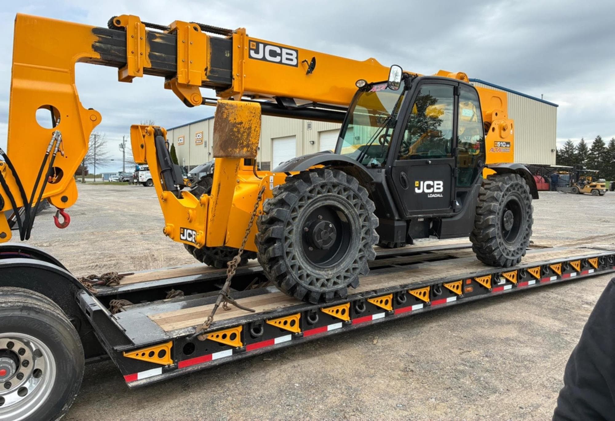 JCB 510-56 %2bAOTm.jpeg