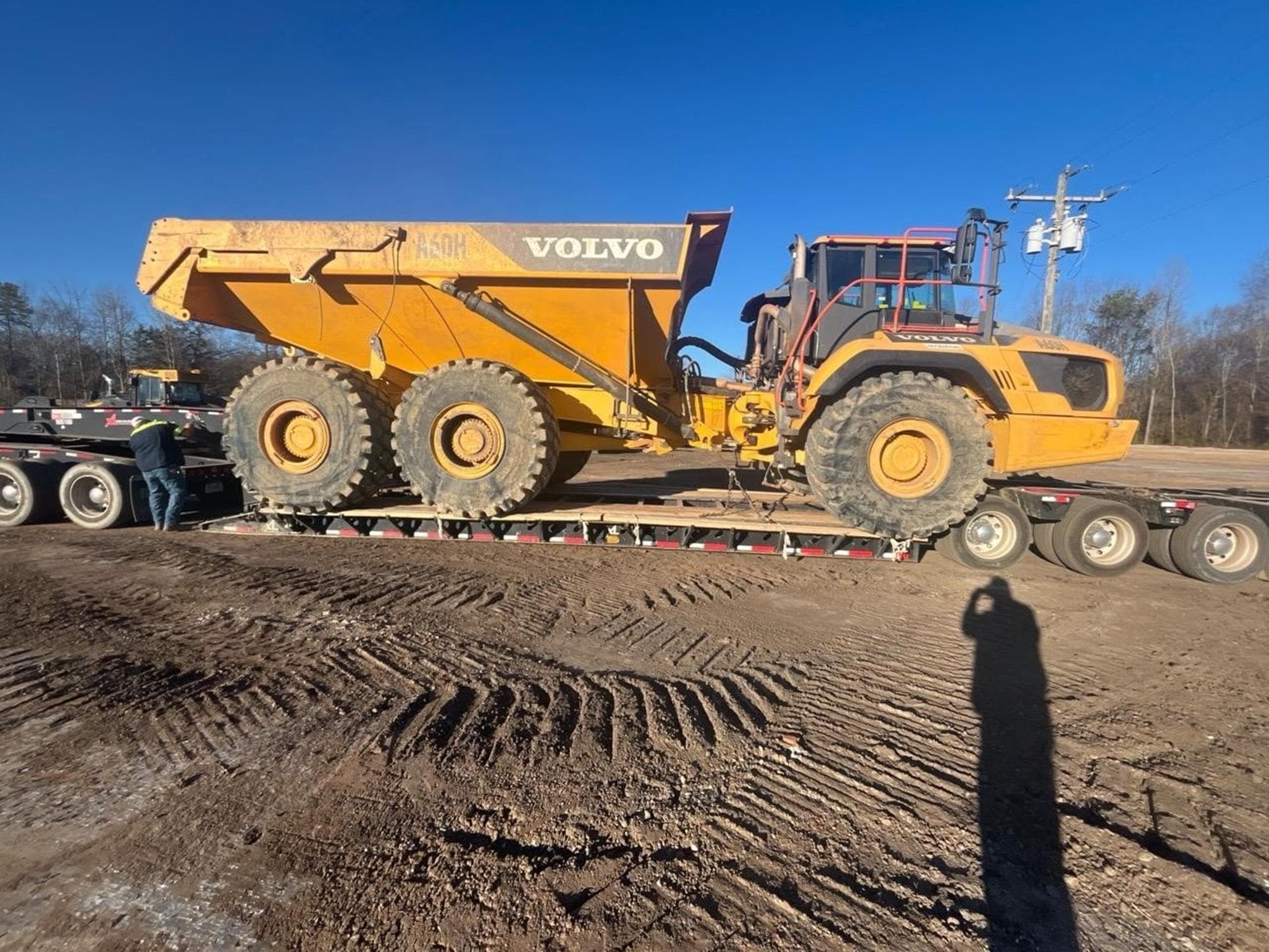 VOLVO A60H 0KEnHaC.jpeg