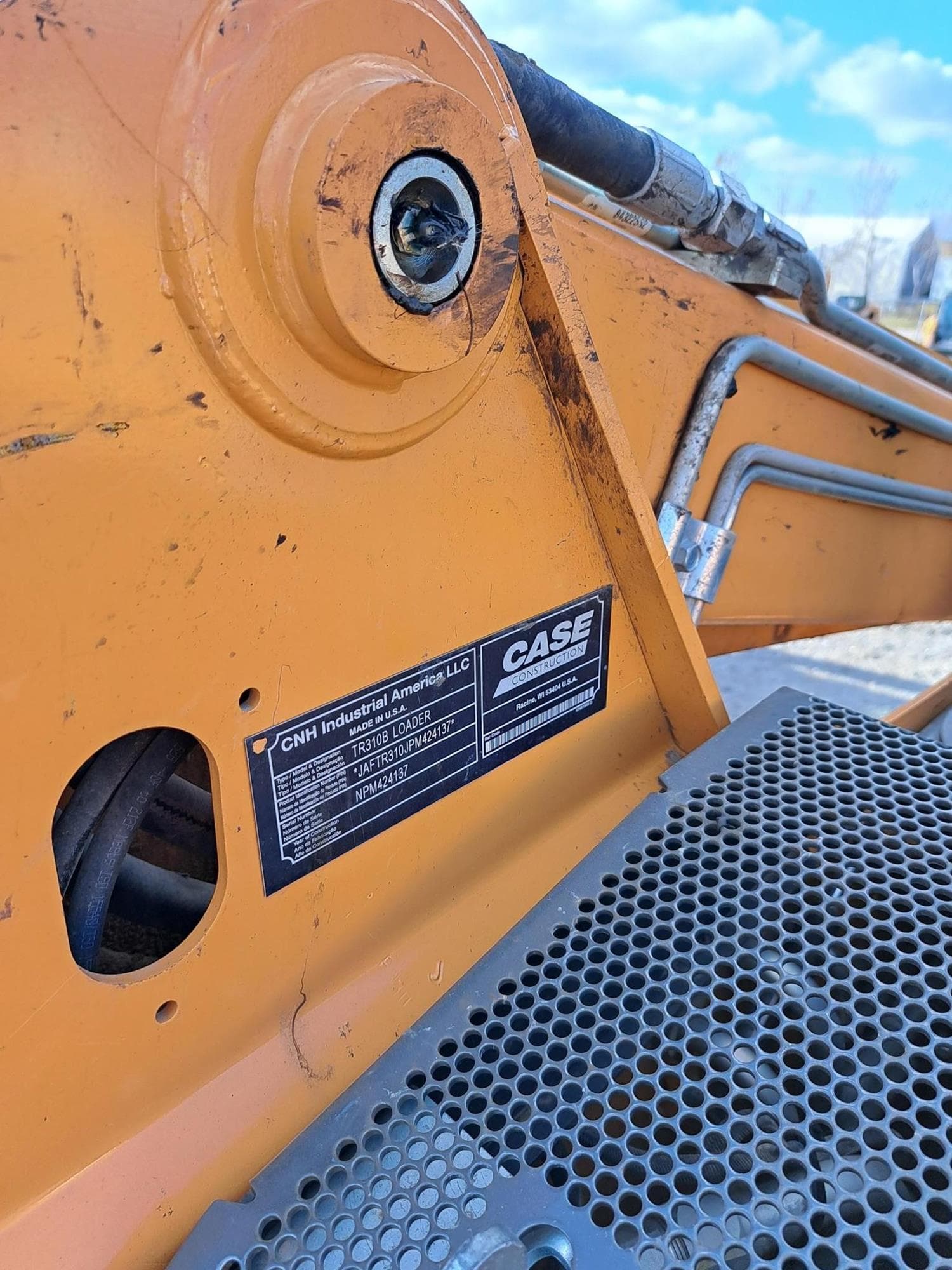 CASE TR310B QHP%2bm.jpeg