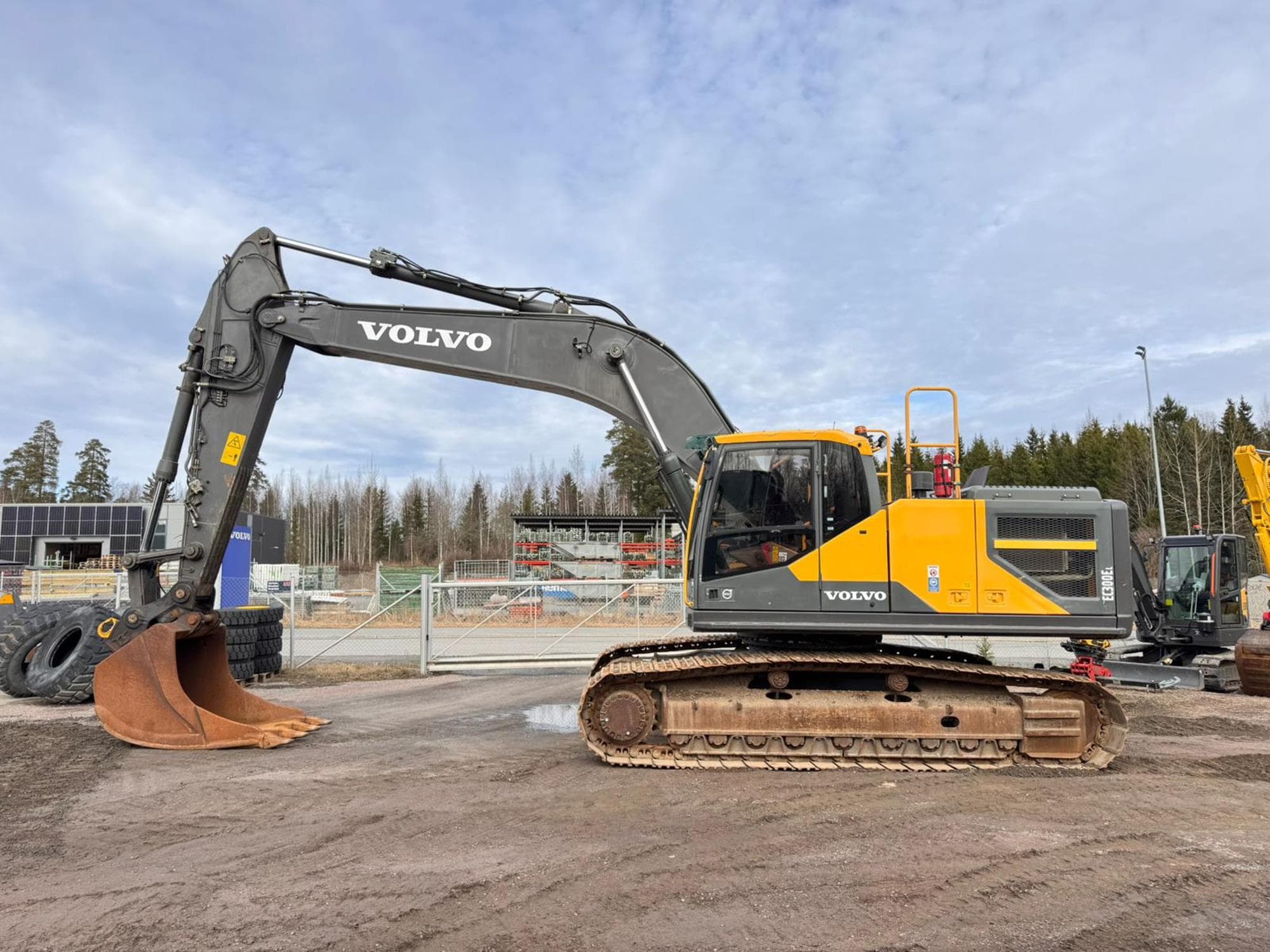 WhatsApp Image 2026-04-03 at 17.16.43.jpeg