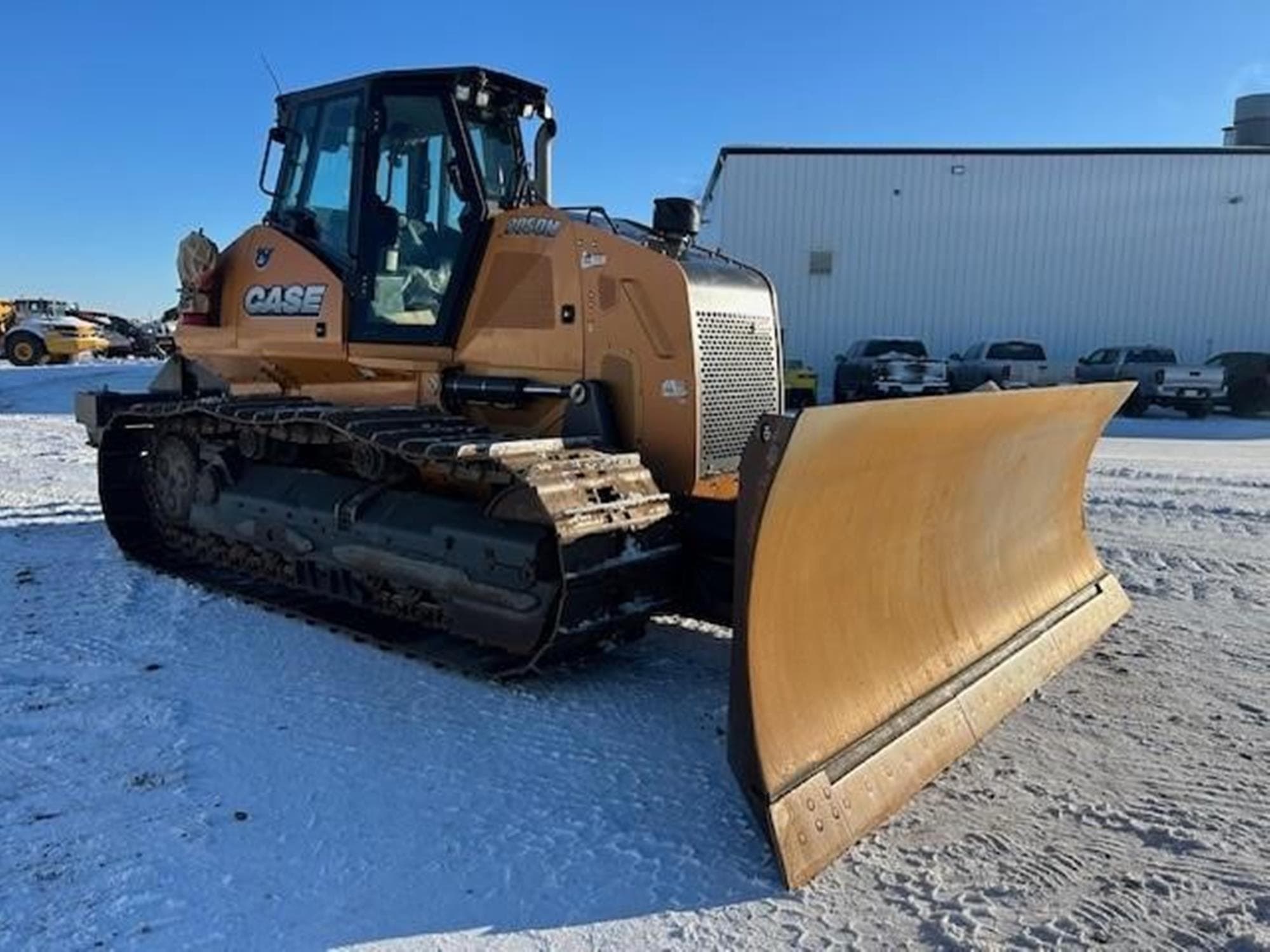 CASE 2050M 2bCDJN8.jpeg