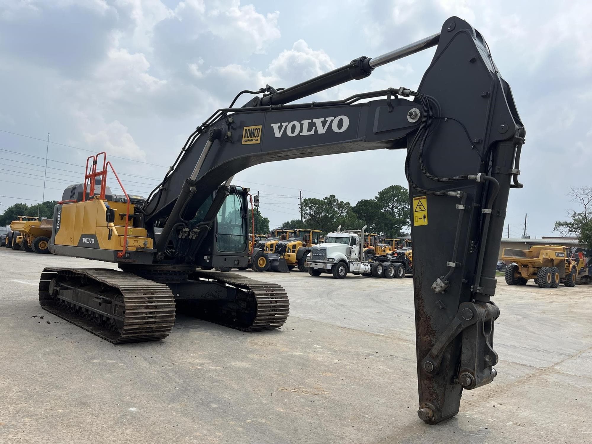 VOLVO EC480EL 2BgtZXq.jpeg