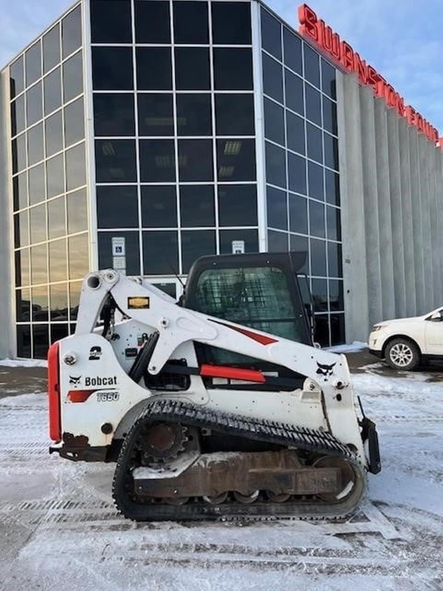 BOBCAT T650 mVmH0uR.jpeg