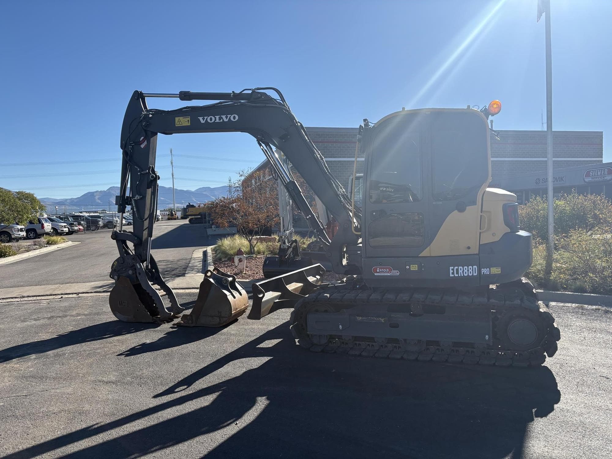 VOLVO ECR88D mLOBZ1J.jpeg