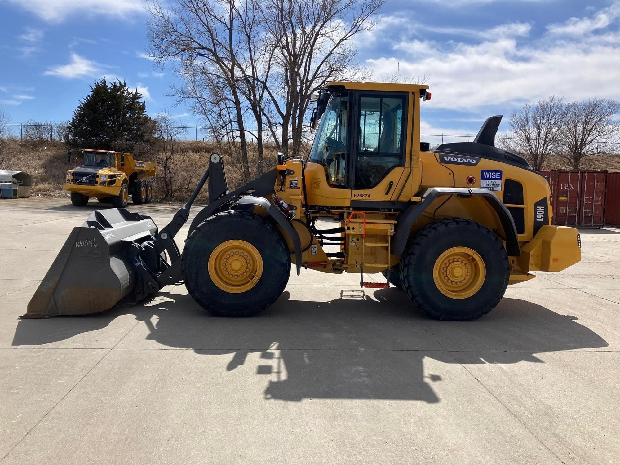 VOLVO L90H DLcN06z.jpeg