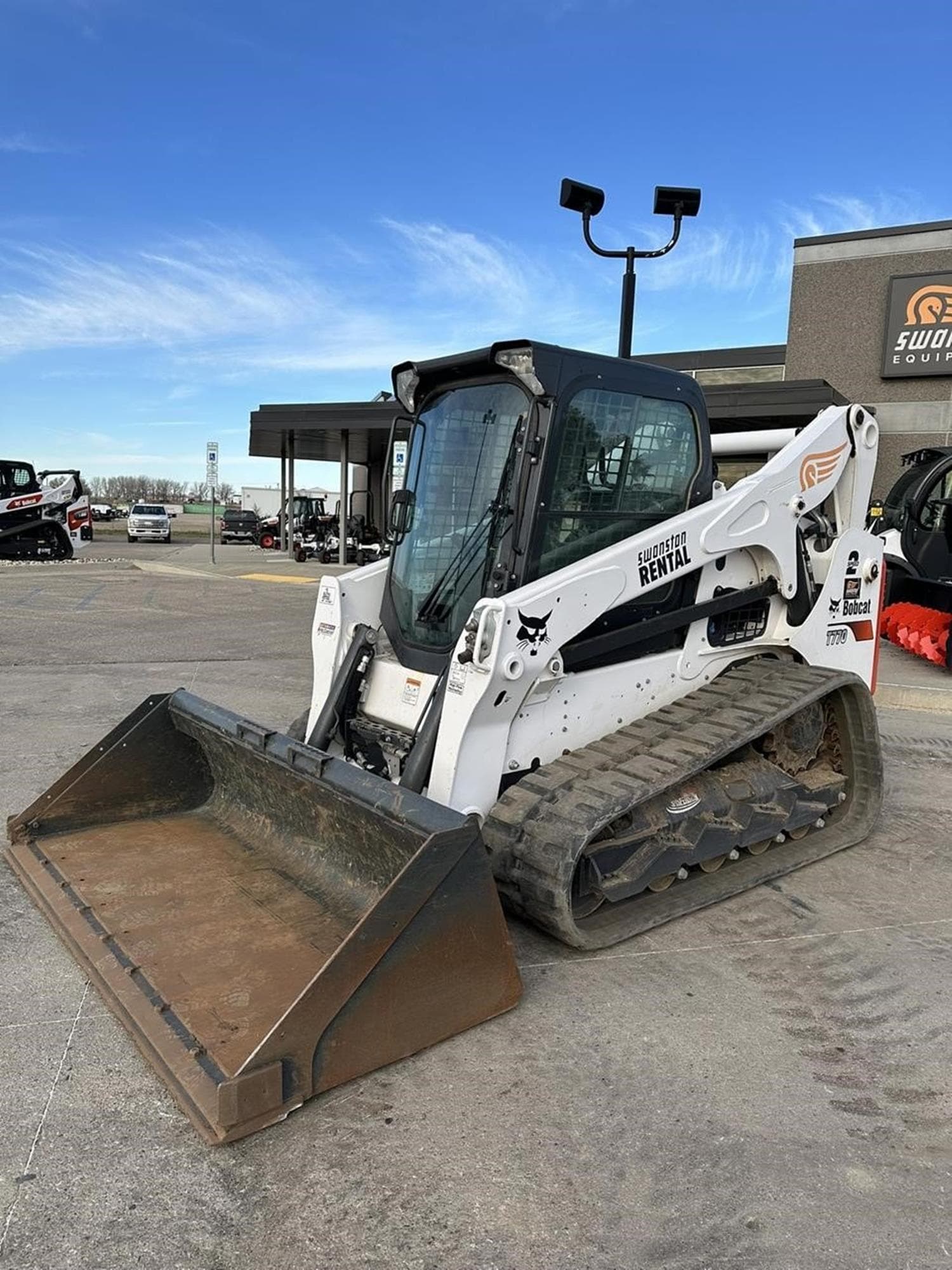 BOBCAT T770 kmOwVTL.jpeg