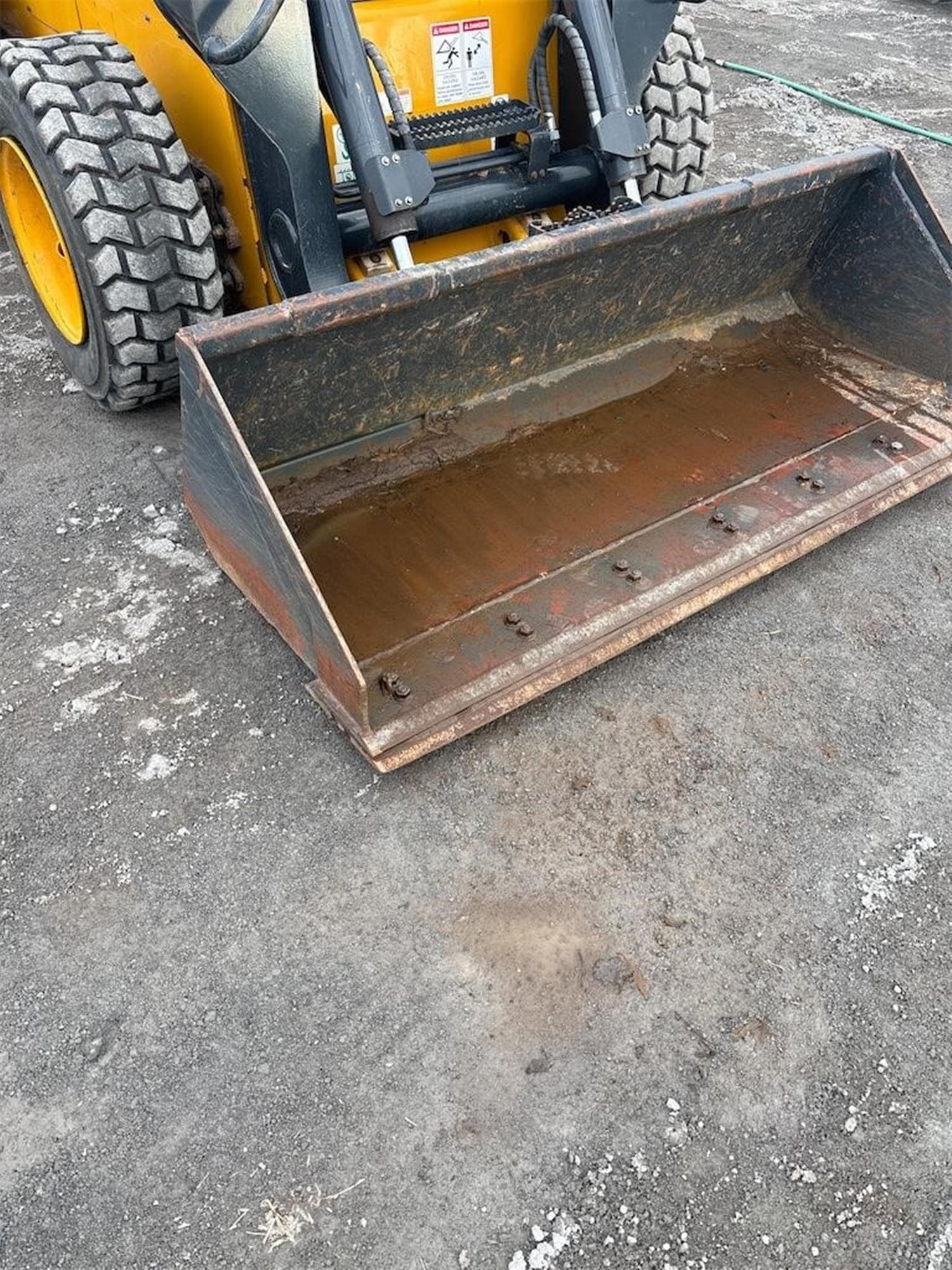 LIUGONG 385B bpbhKEg.jpeg