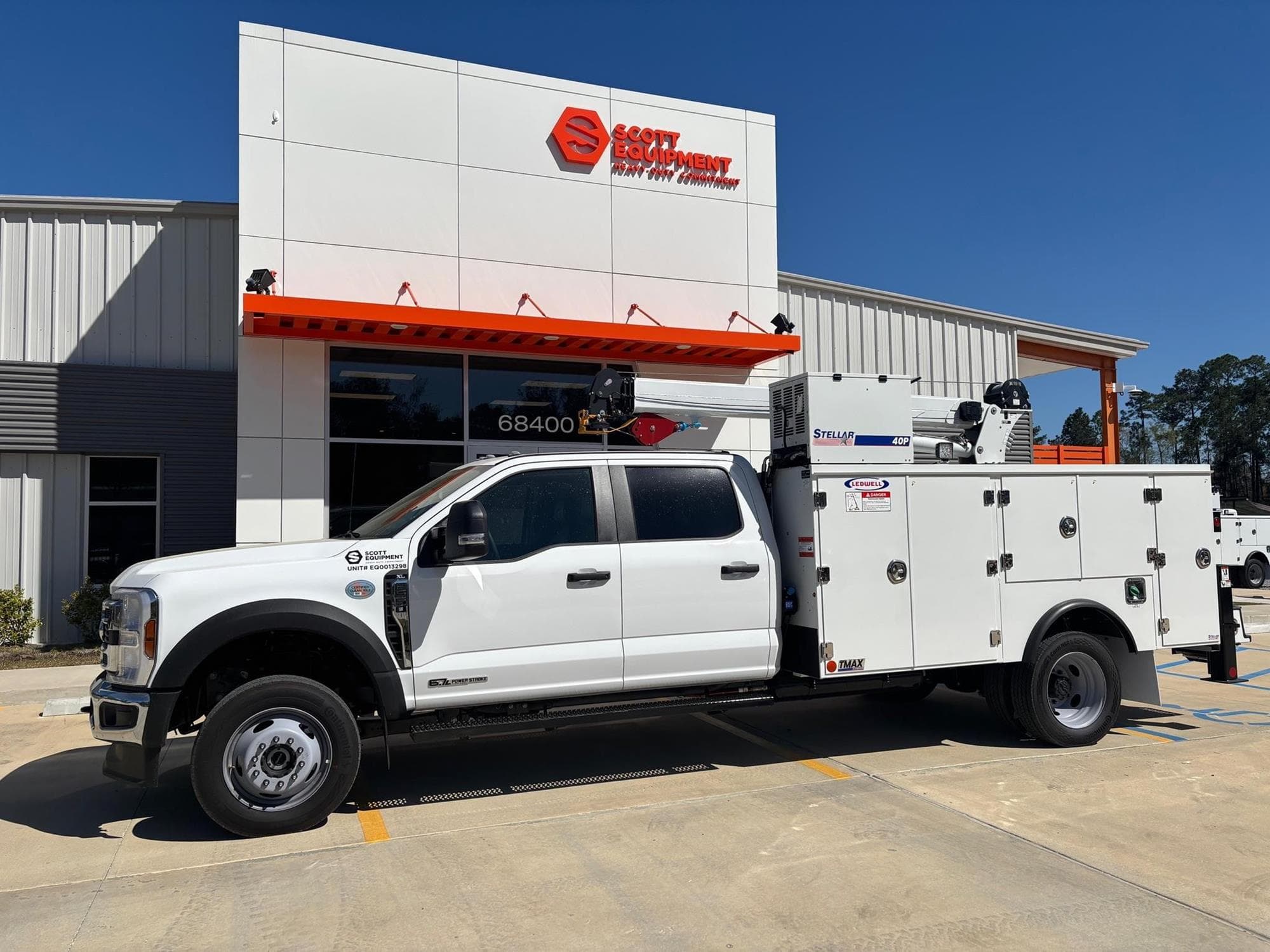 FORD F550 CFcVCh7.jpeg