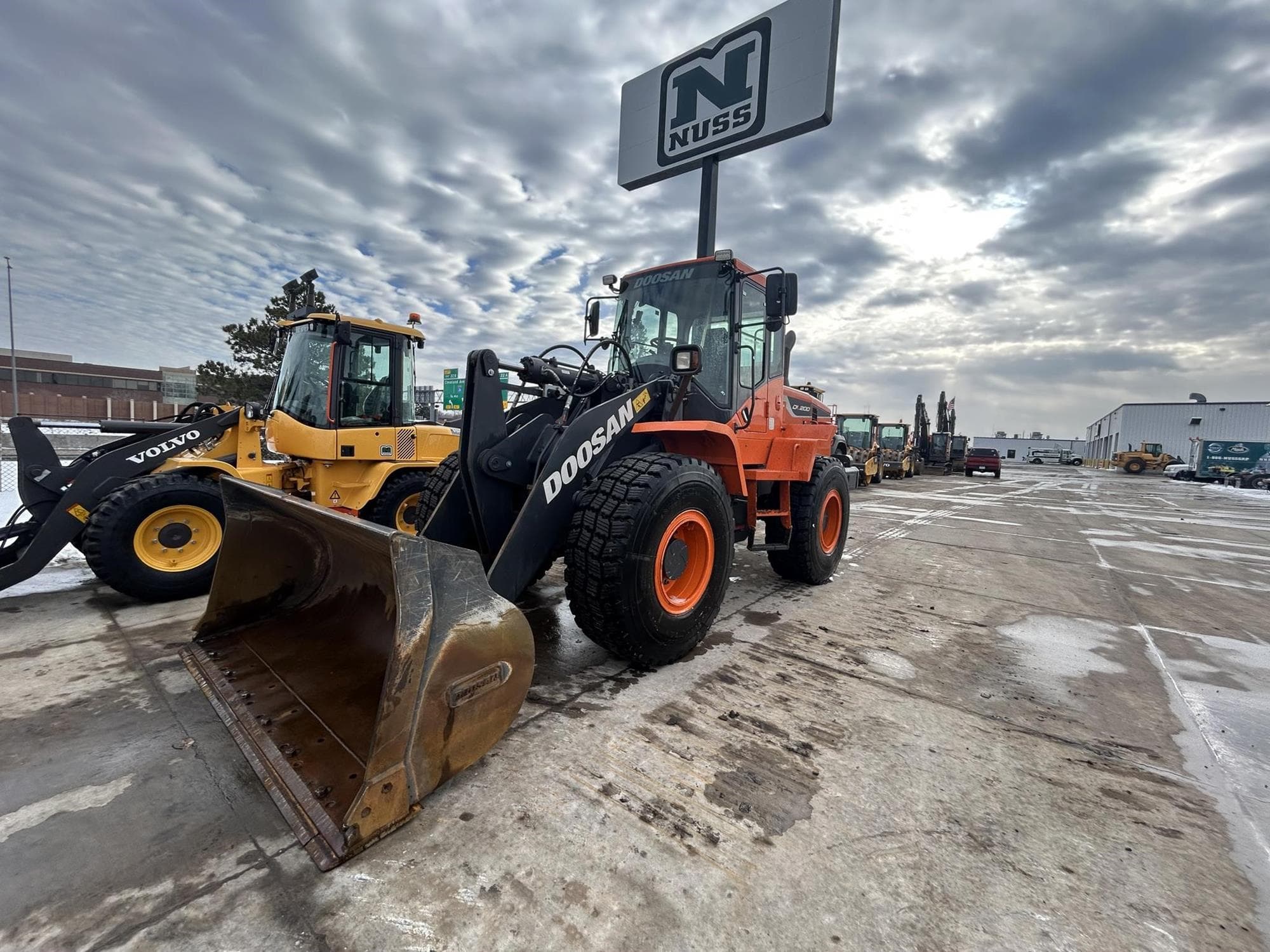 DOOSAN DL200-5 qiGaxSJ.jpeg