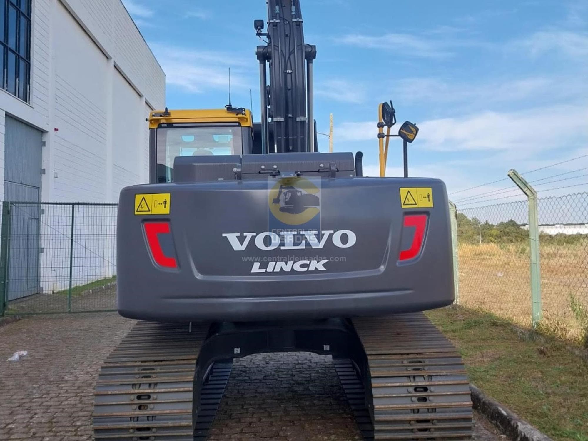 VOLVO EC140DLM qMxPsWF.jpeg