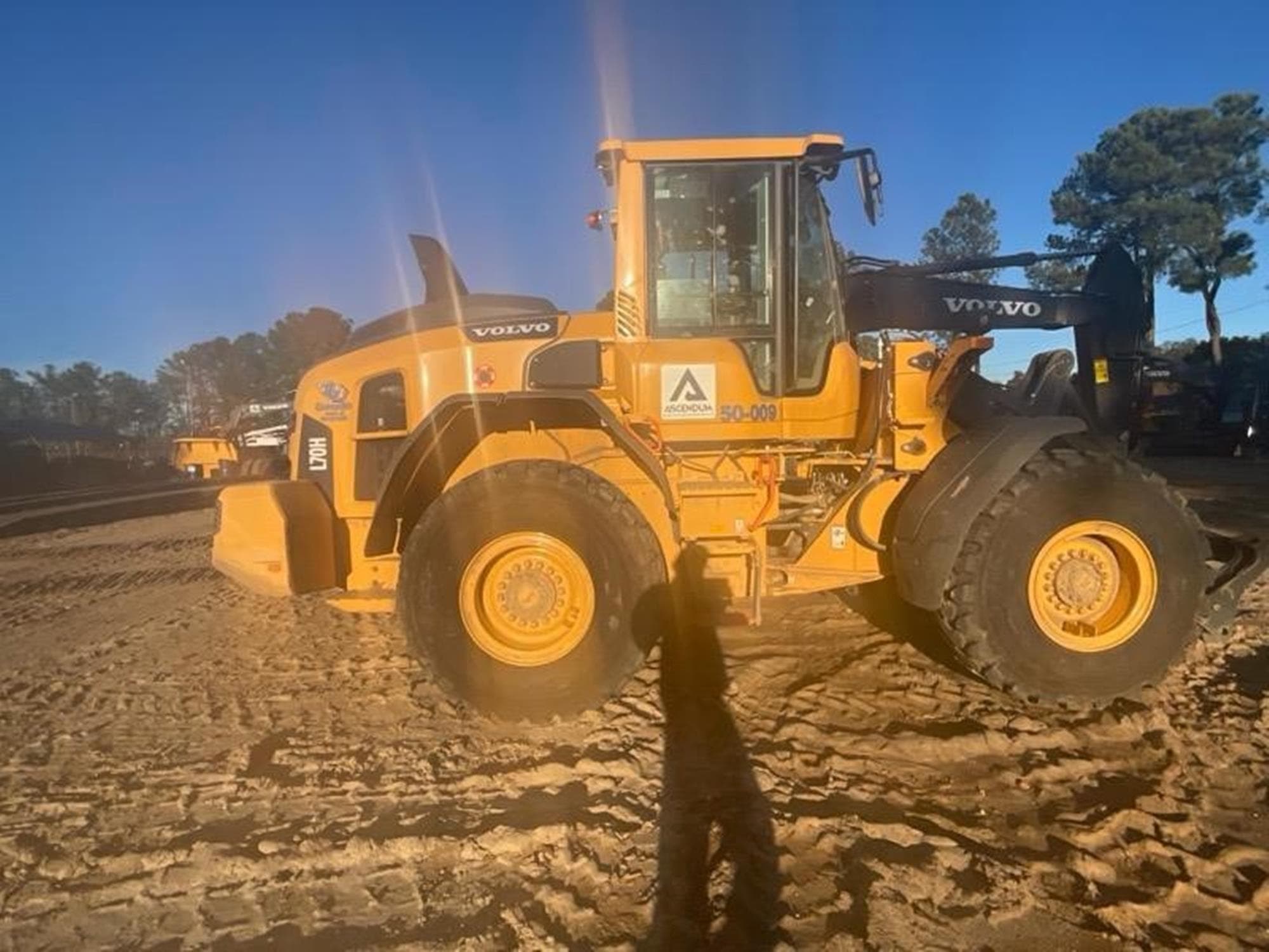 VOLVO L70H HiVkhG7.jpeg