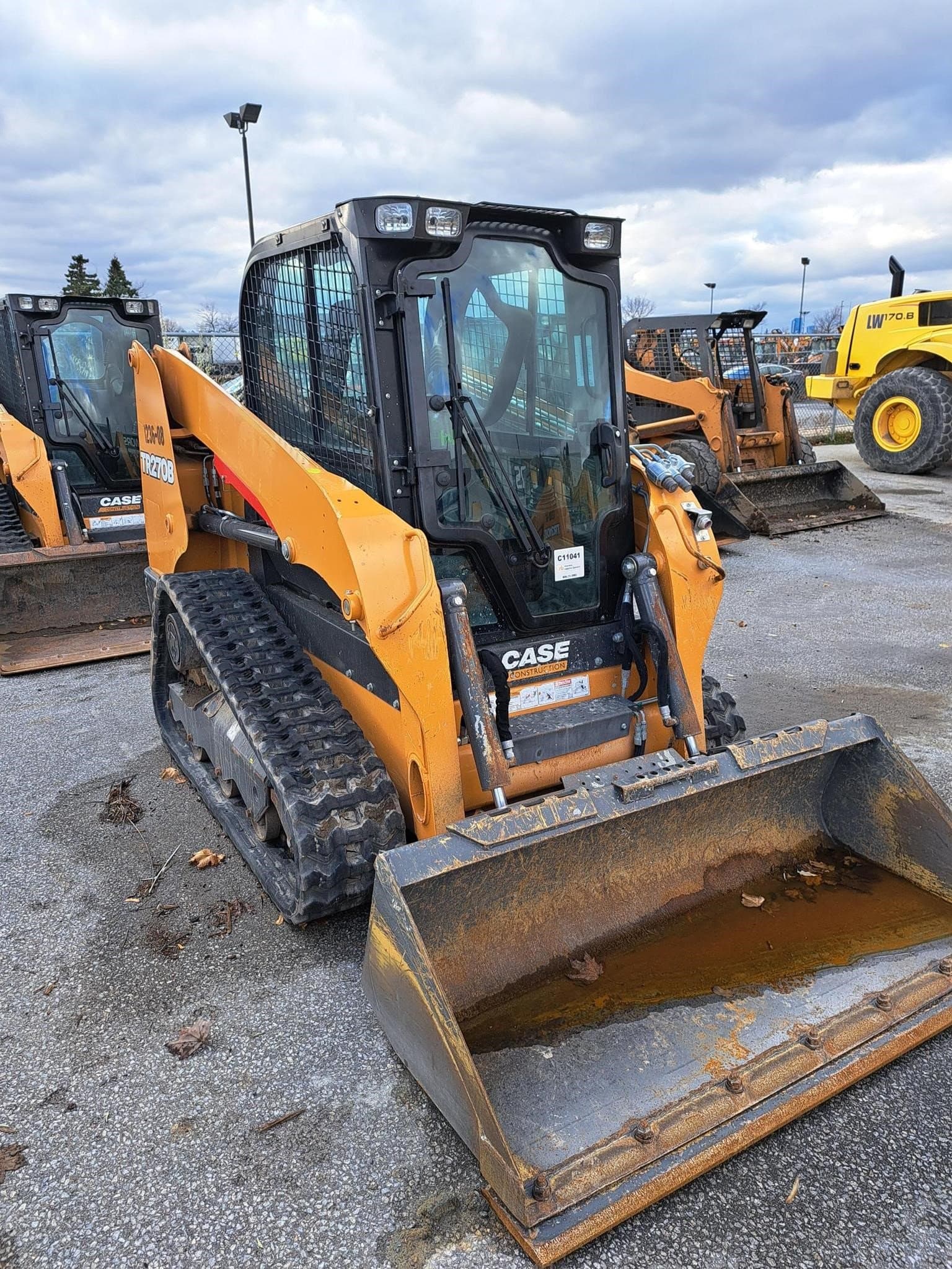 CASE TR270B fjgr5h1.jpeg