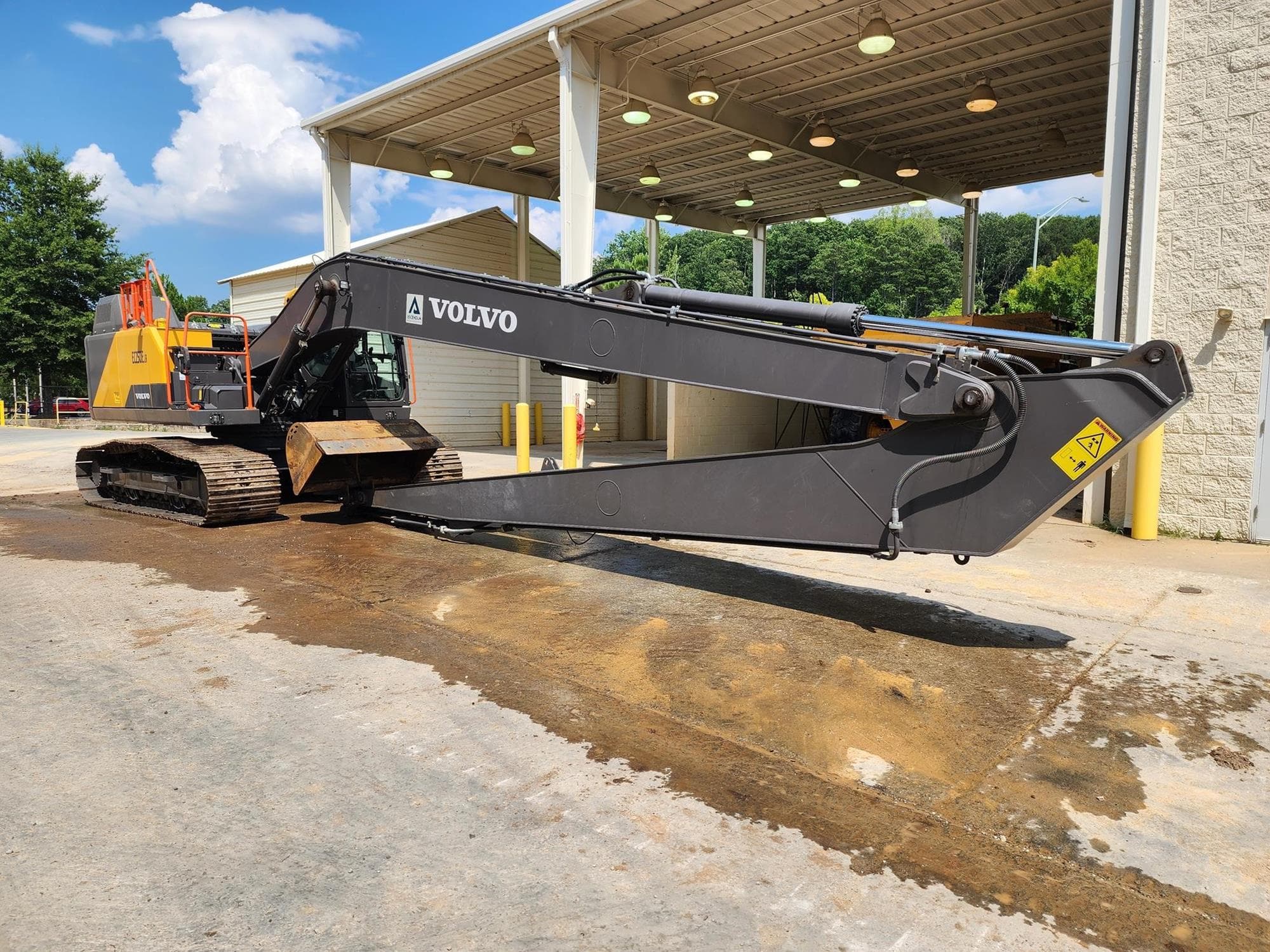 VOLVO EC250E LR j2uBtEL.jpeg