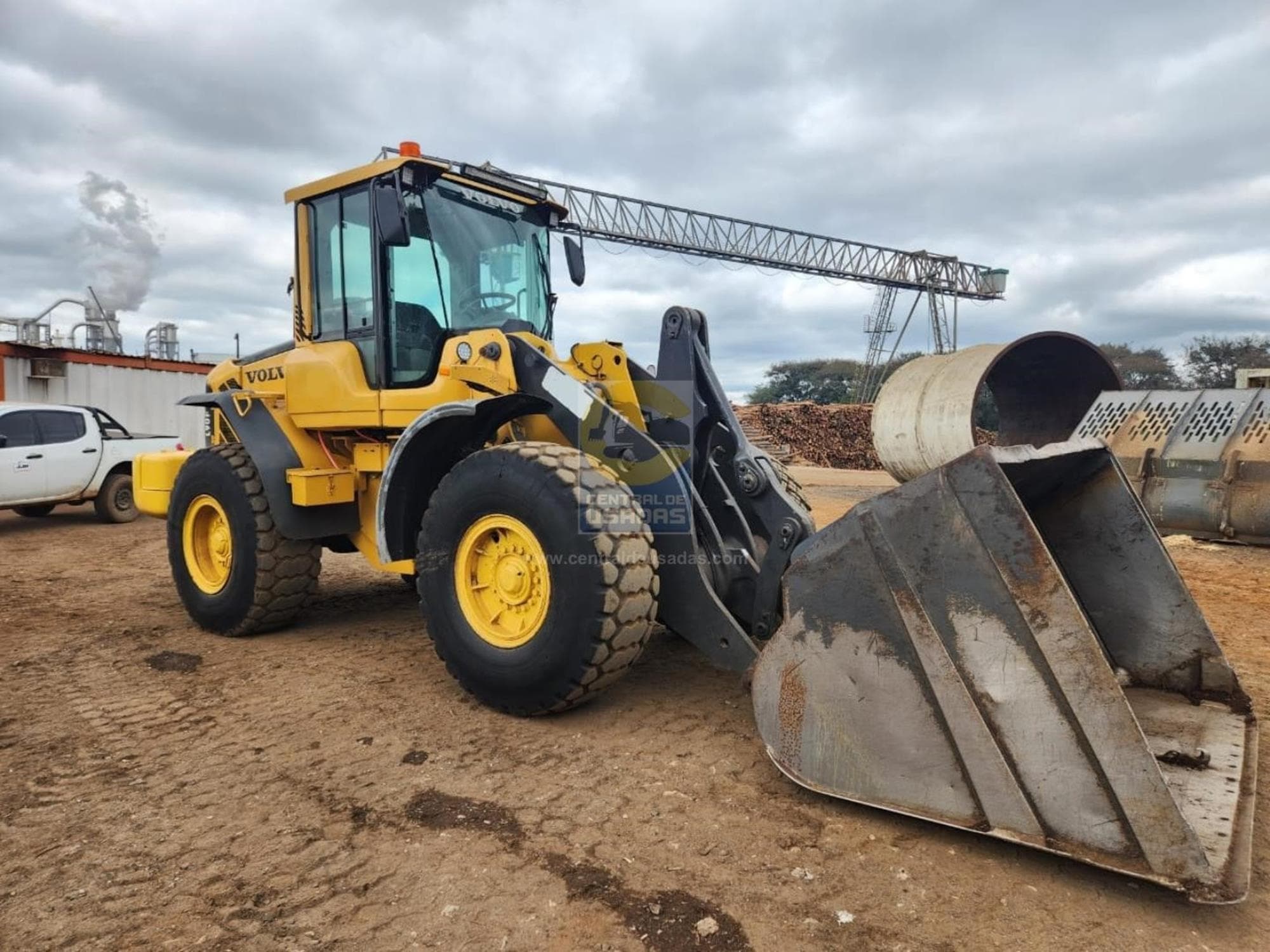 VOLVO L90F Ui0Gt6d.jpeg