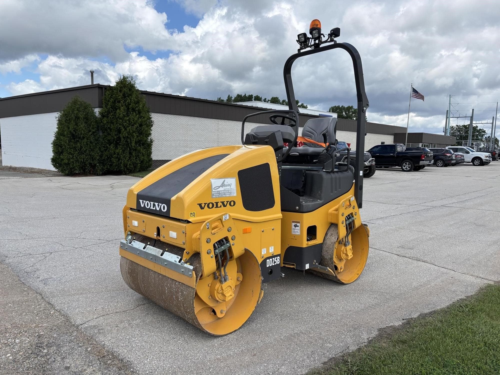 VOLVO DD25B RCSwmVr.jpeg