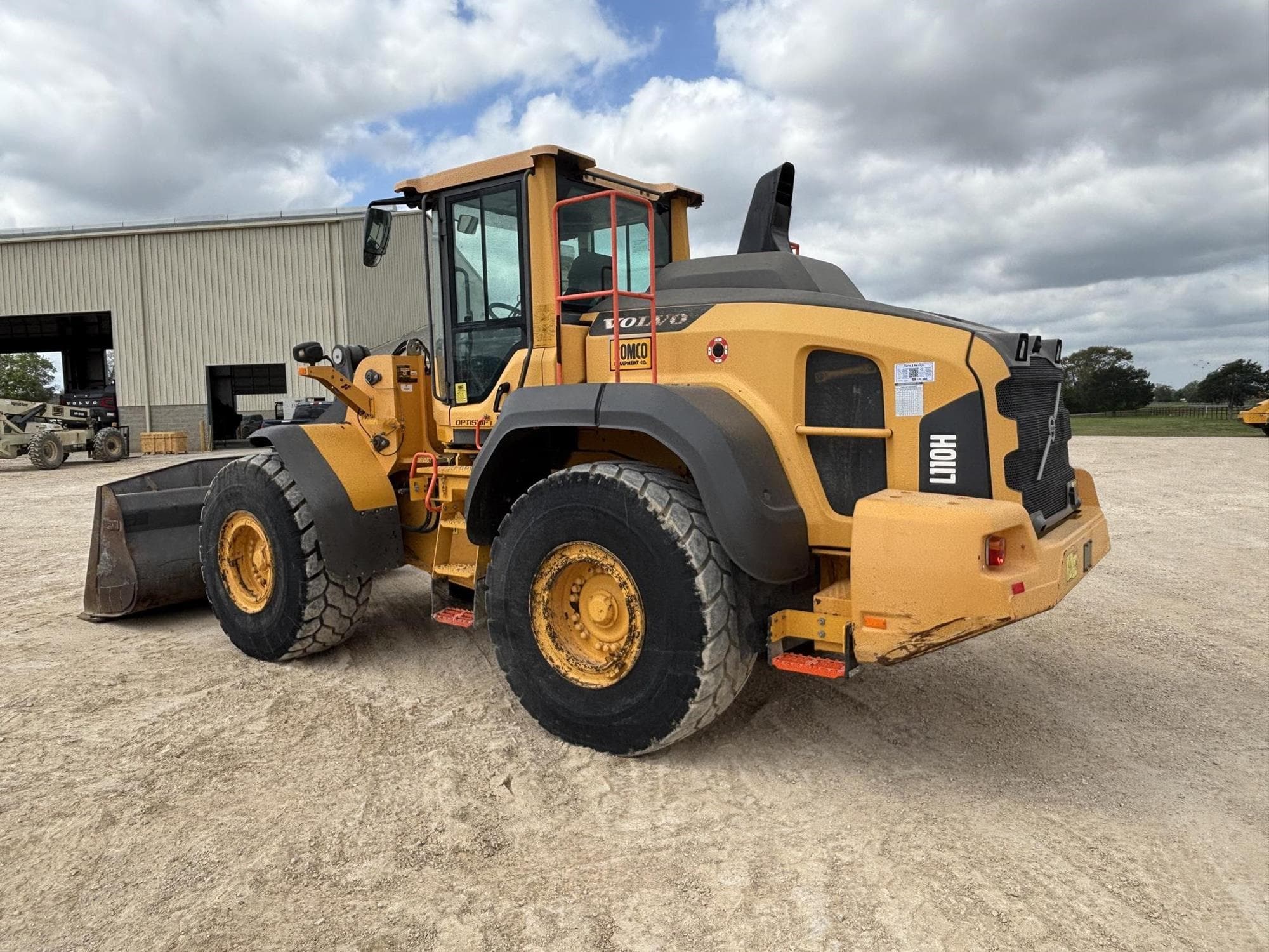 VOLVO L110H HgY%2bx.jpeg