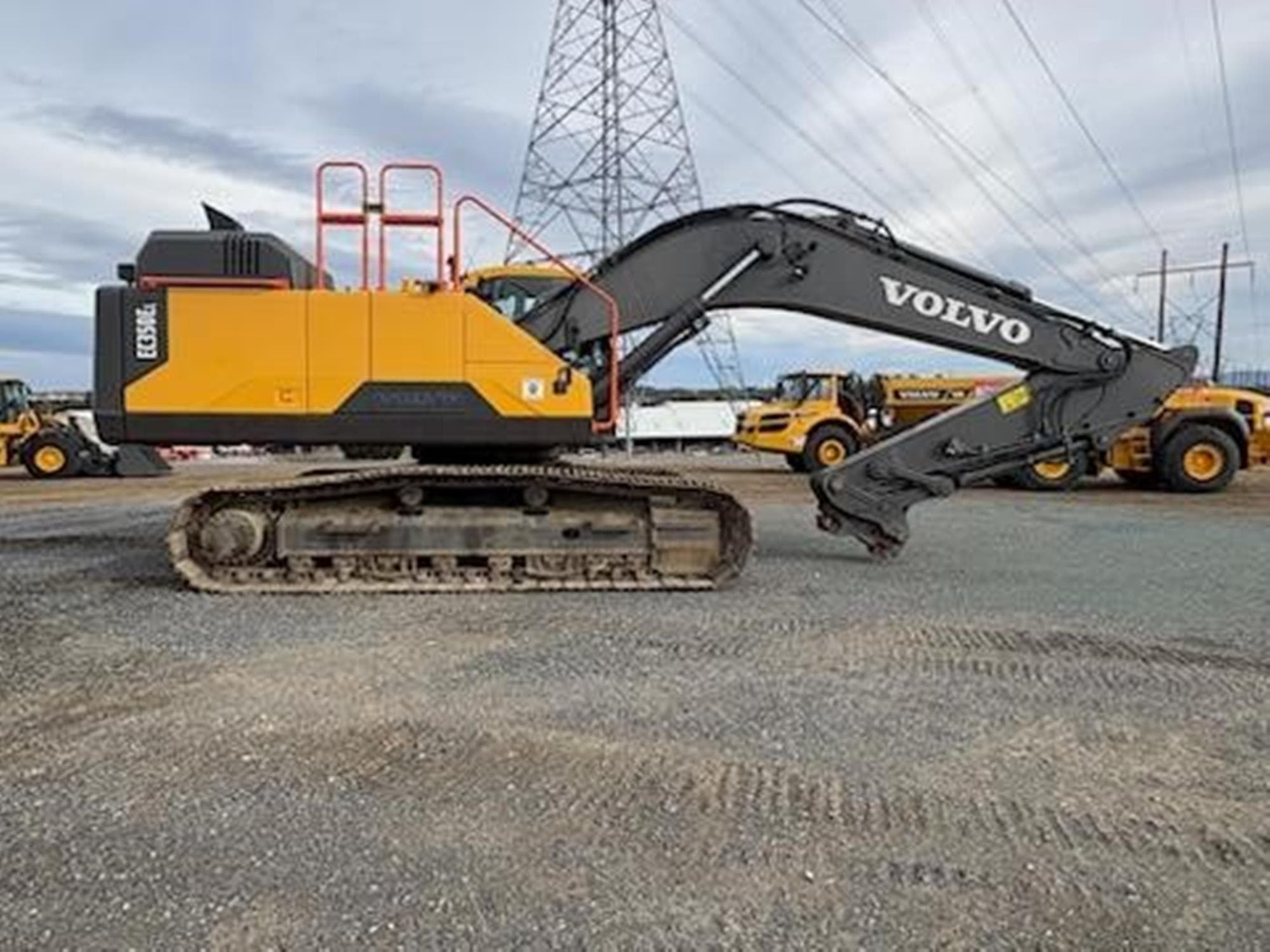 VOLVO EC350EL Ou1YmjI.jpeg