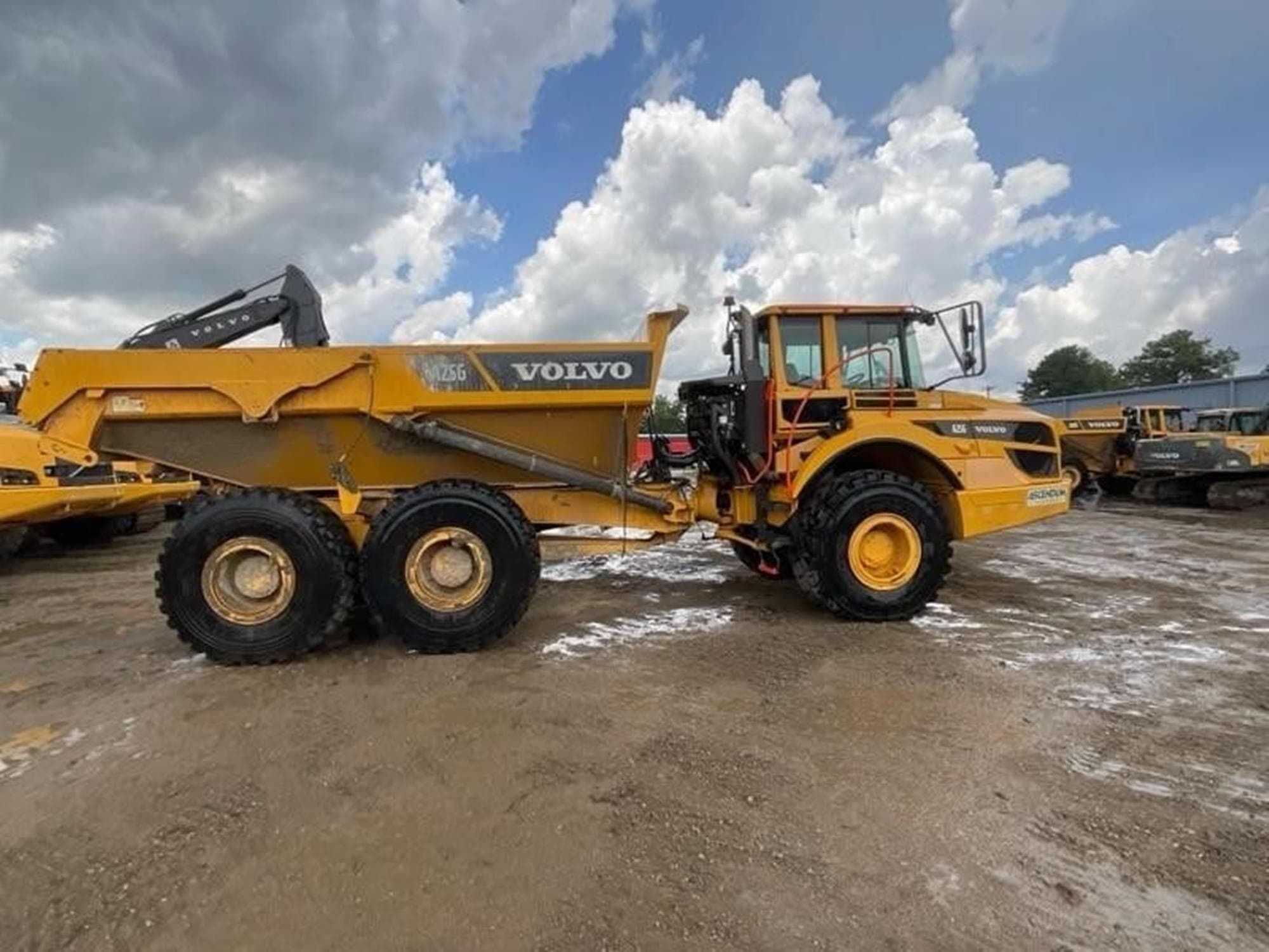 VOLVO A25G MiPIECu.jpeg