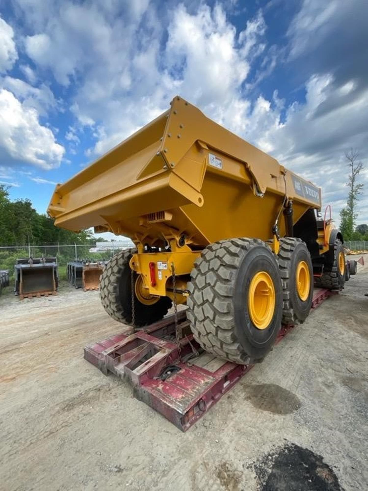 VOLVO A40G HmplE63.jpeg