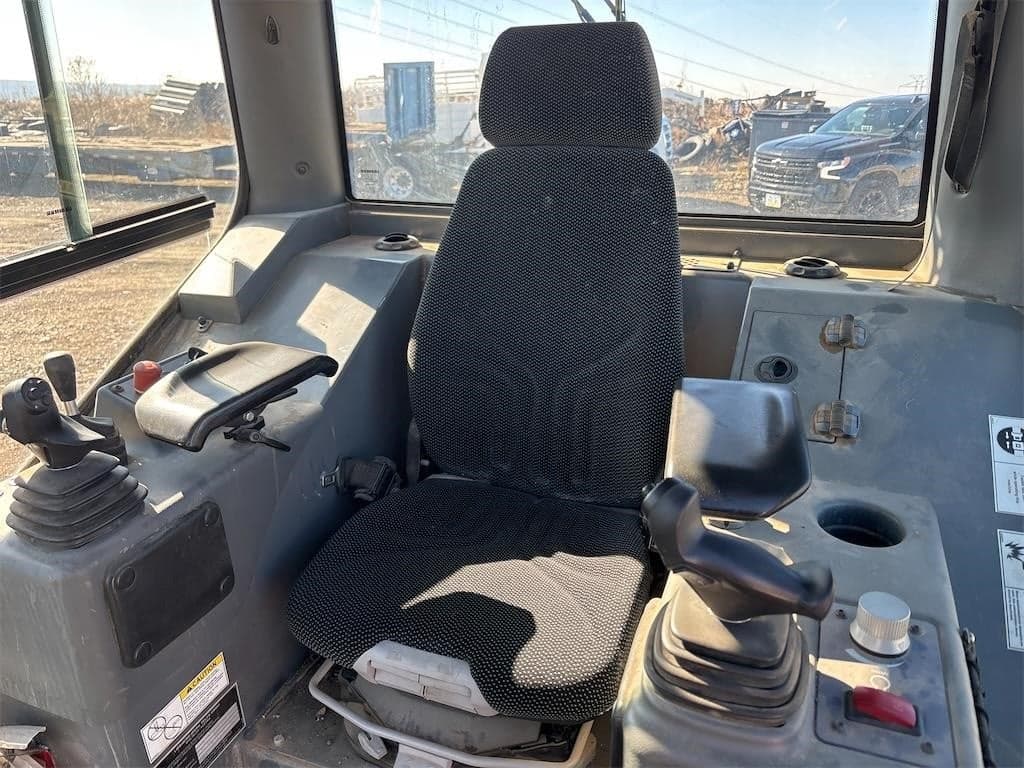 LIEBHERR PR716 LGP lhoN1Wr.jpeg