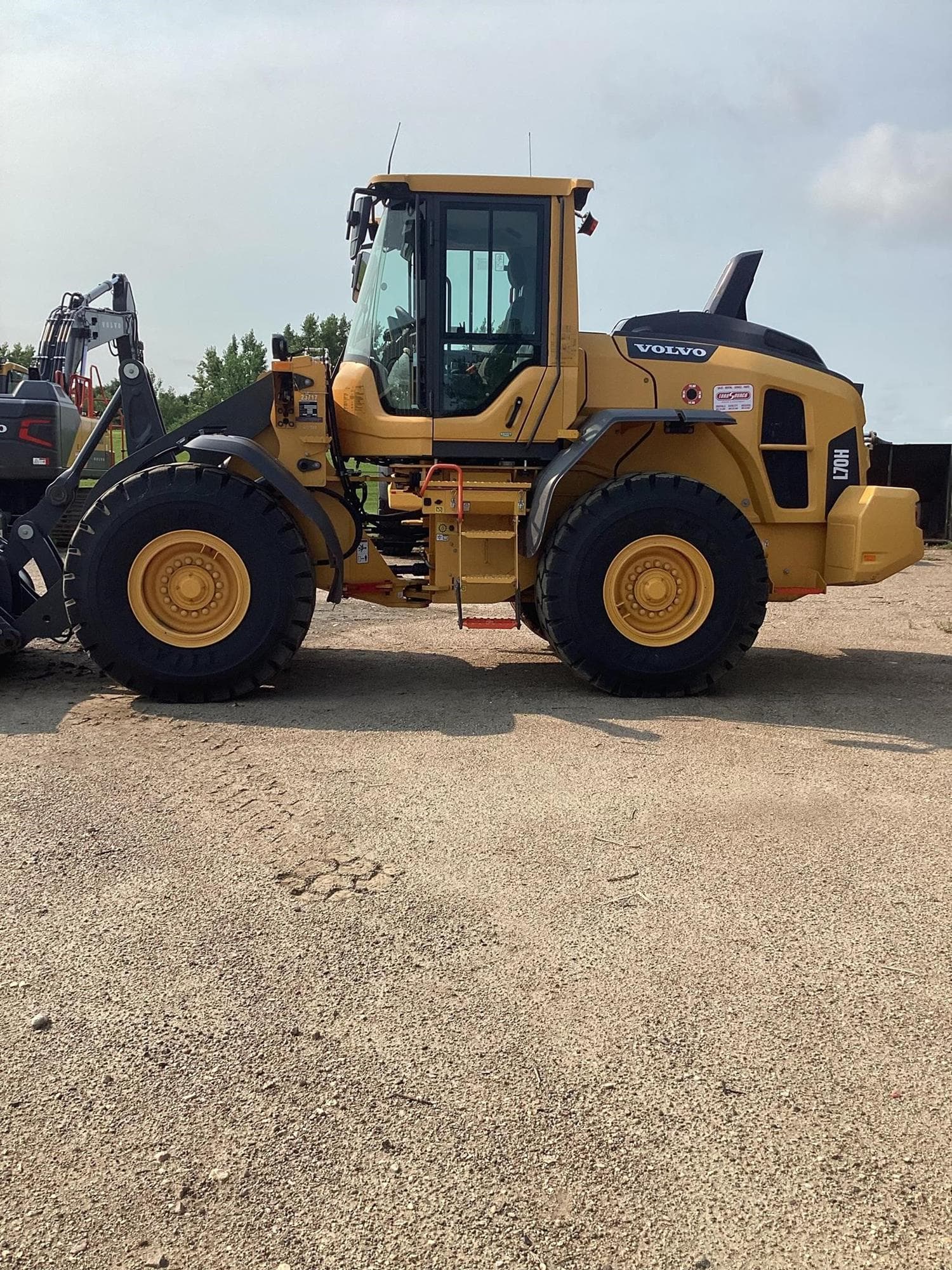 VOLVO L70H zI6wbXy.jpeg