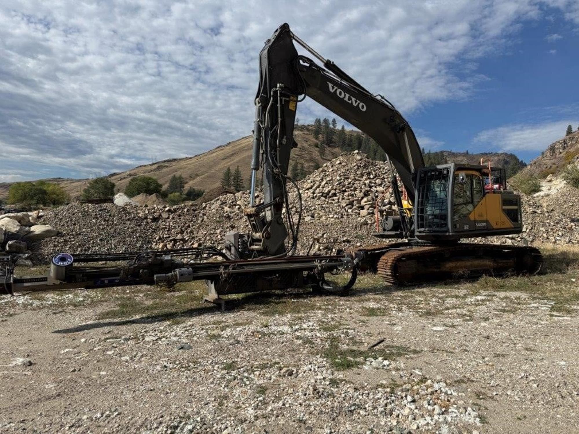 VOLVO EC300EL mE7ner3.jpeg