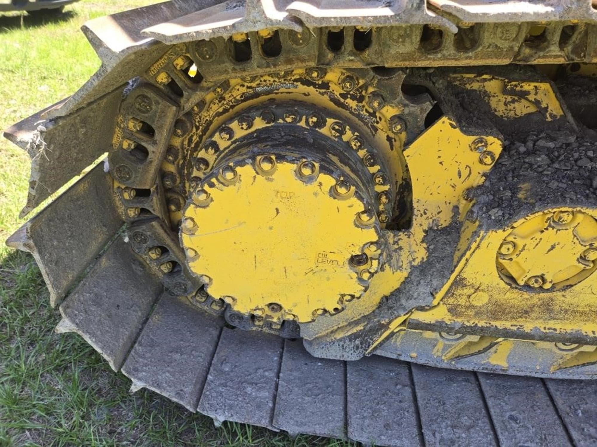 KOMATSU D51PXI-24 zs2yuUx.jpeg