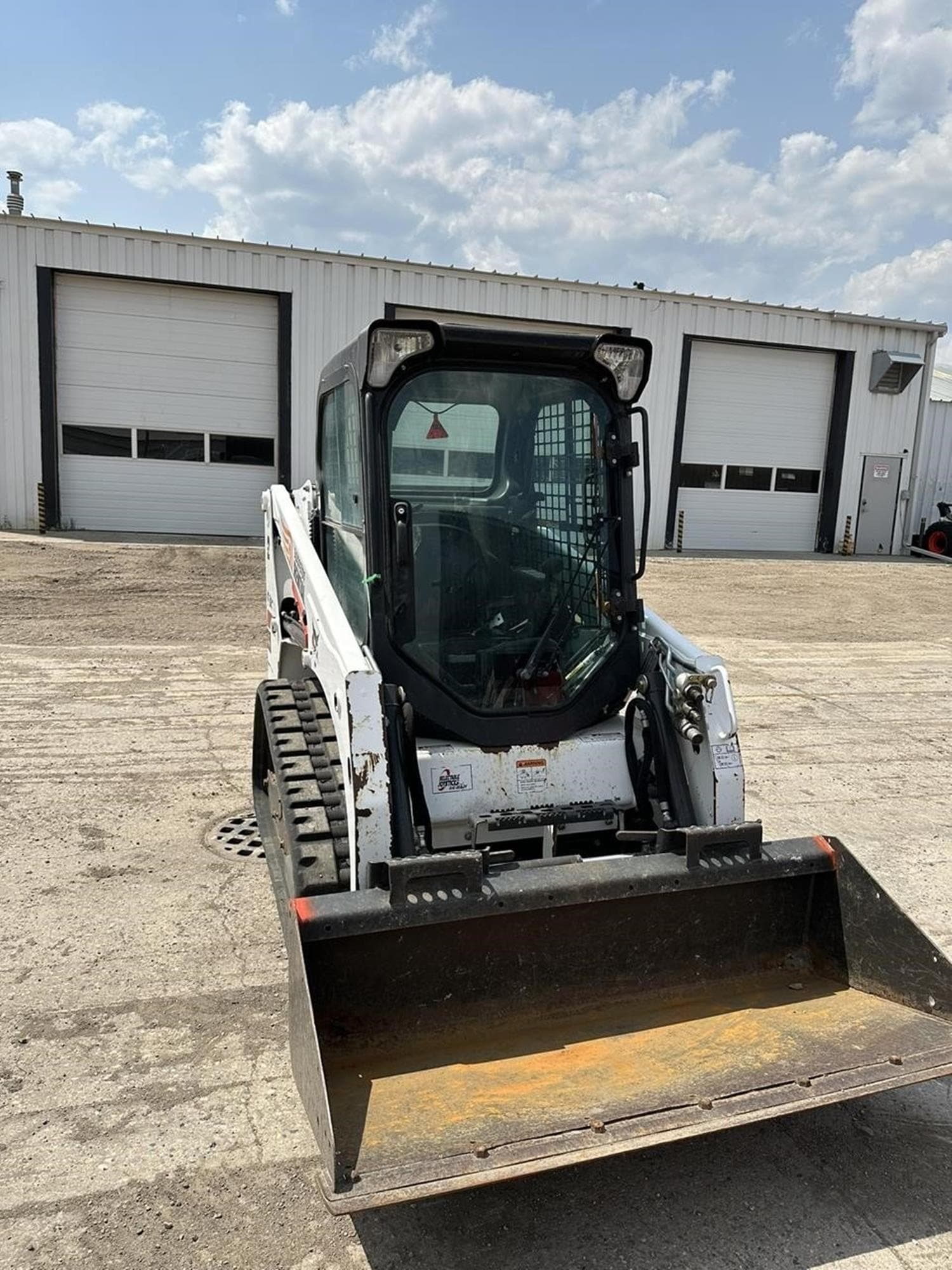 BOBCAT T450 QdM8HsS.jpeg